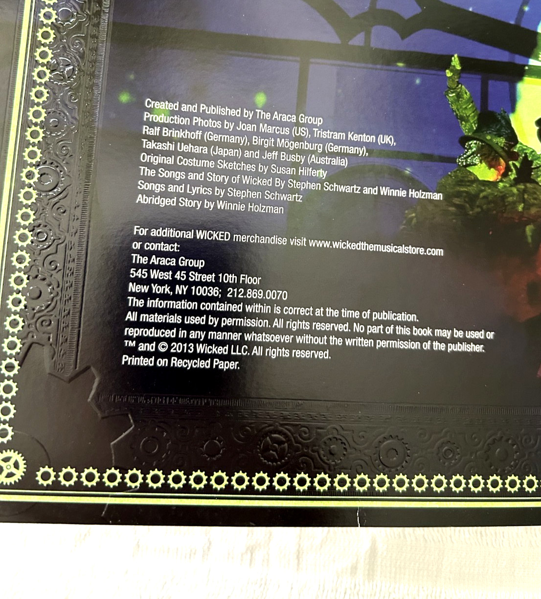 pb 9″ X 13″ WICKED Untold Story the Witches of Oz Araca Group