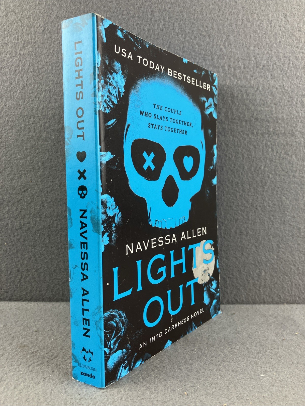 Lights Out : An into Darkness Novel by Navessa Allen (2024, Trade Paperback)