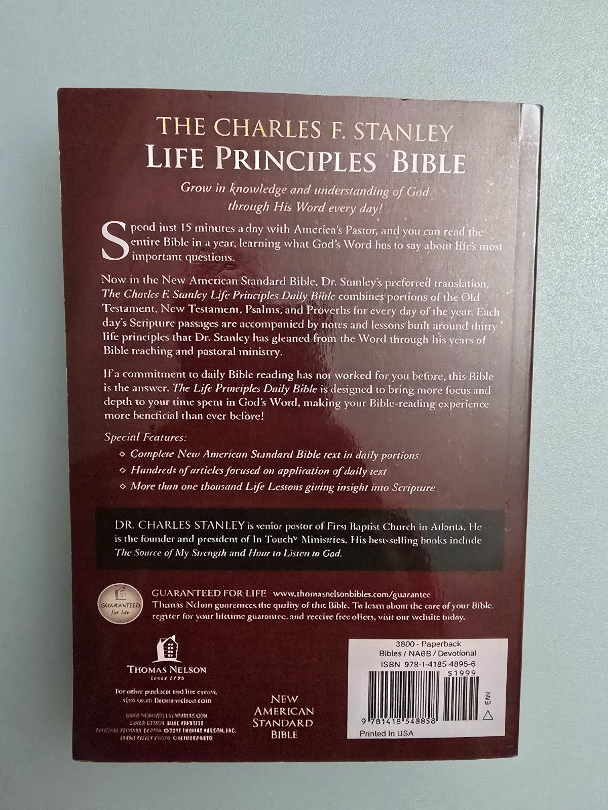 Charles F. Stanley Life Principles Bible (2009) Paperback (Like New)