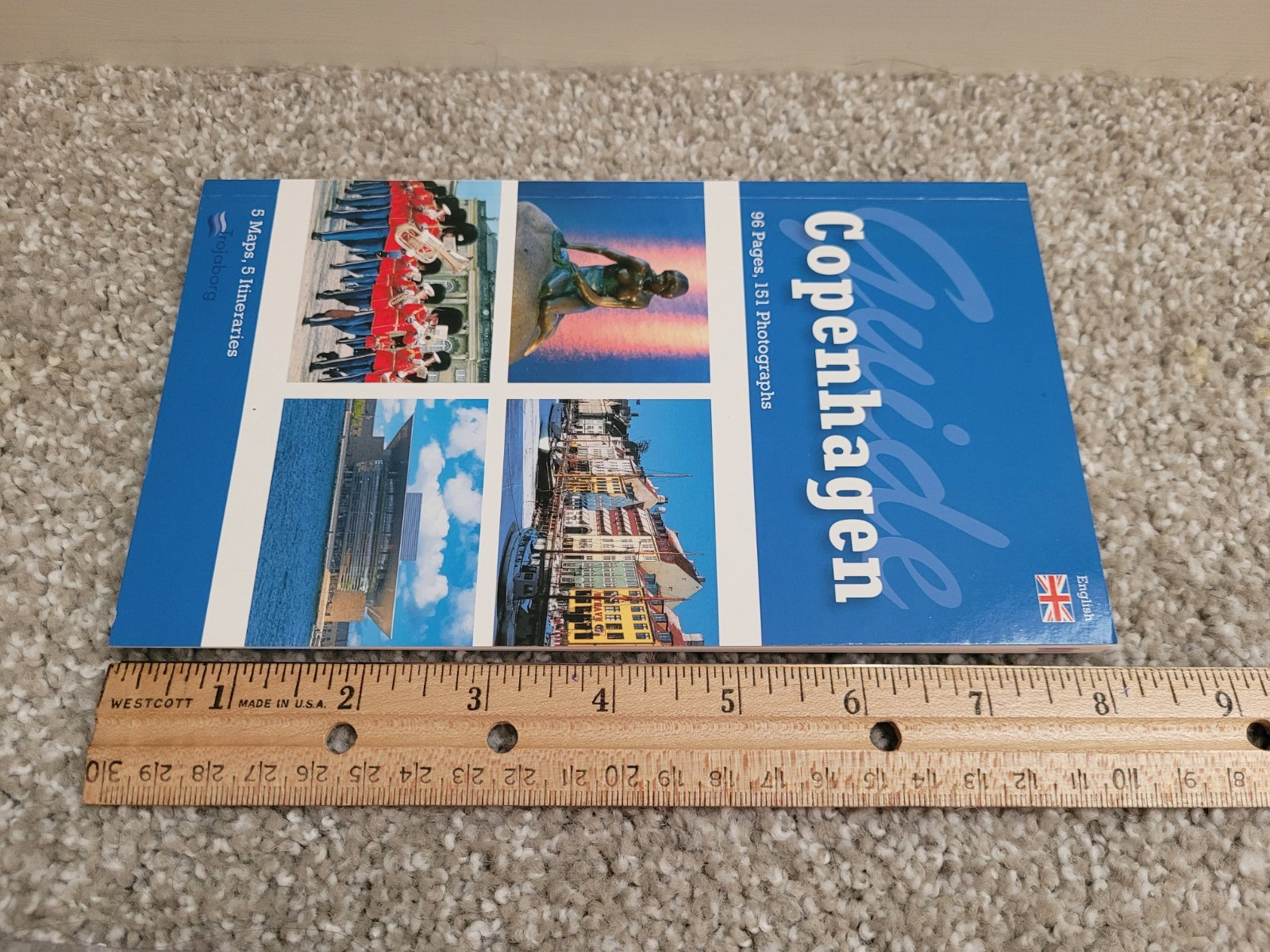 GUIDE TO COPENHAGEN – ENGLISH – 96 PAGES, 151 PHOTOGRAPHS -TROJABORGS FORLAG