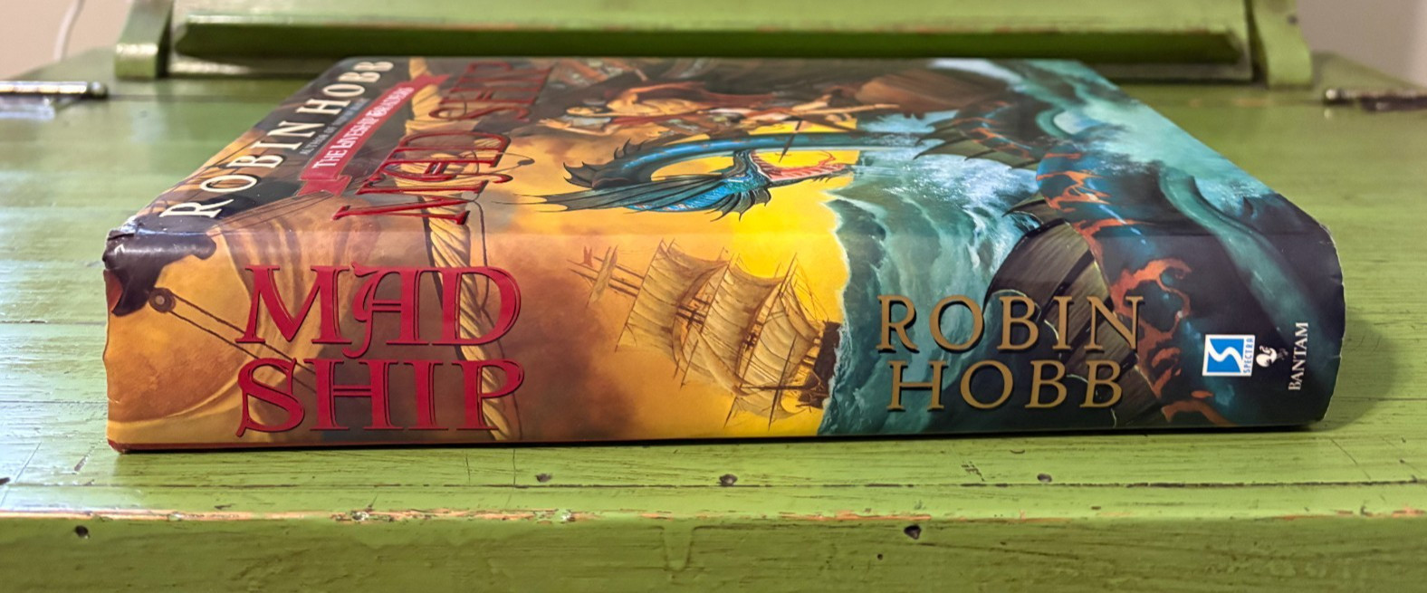 Robin Hobb Mad Ship The Liveship Trader #2 Hard Cover DJ Very Good