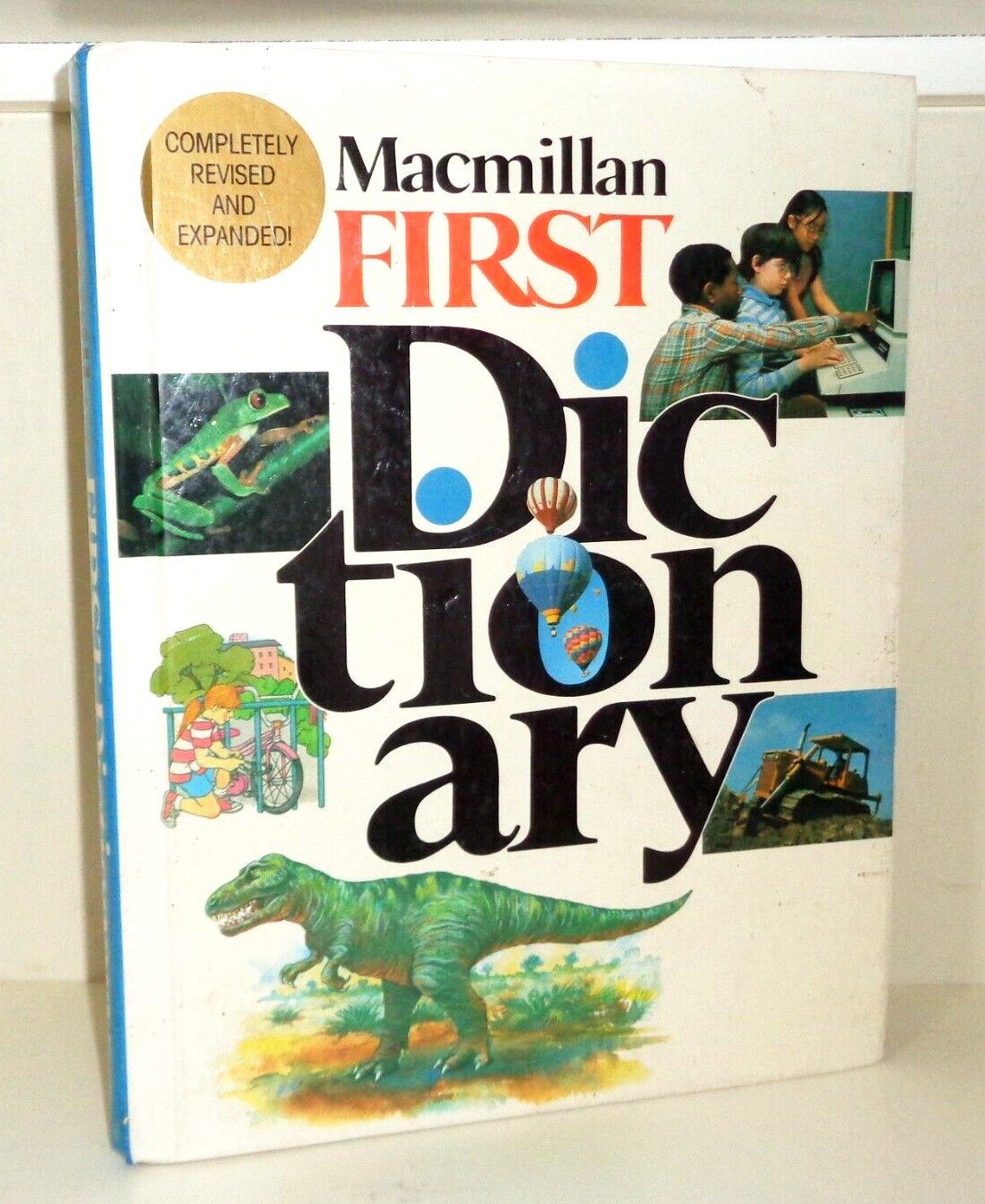 Macmillan First Dictionary For Children 402 page illustrated Dictionary 1990