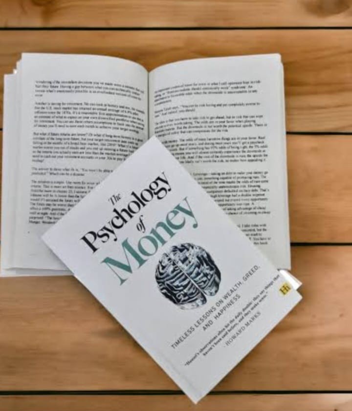 The Psychology of Money,Timeless lessons on wealth greed,and happiness PaperBook