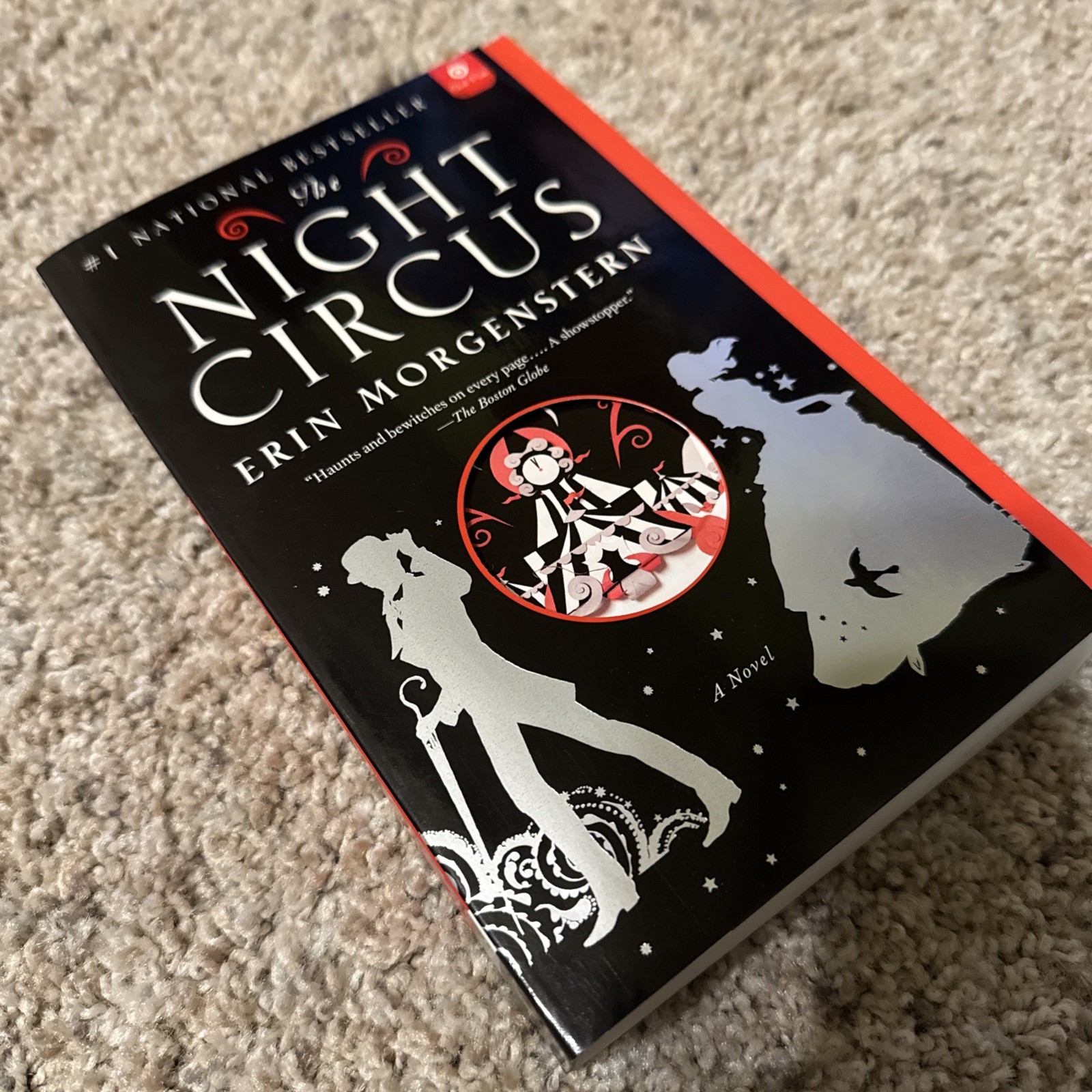 THE NIGHT CIRCUS – Erin Morgenstern – Paperback – Very Good – Dynamic Cover