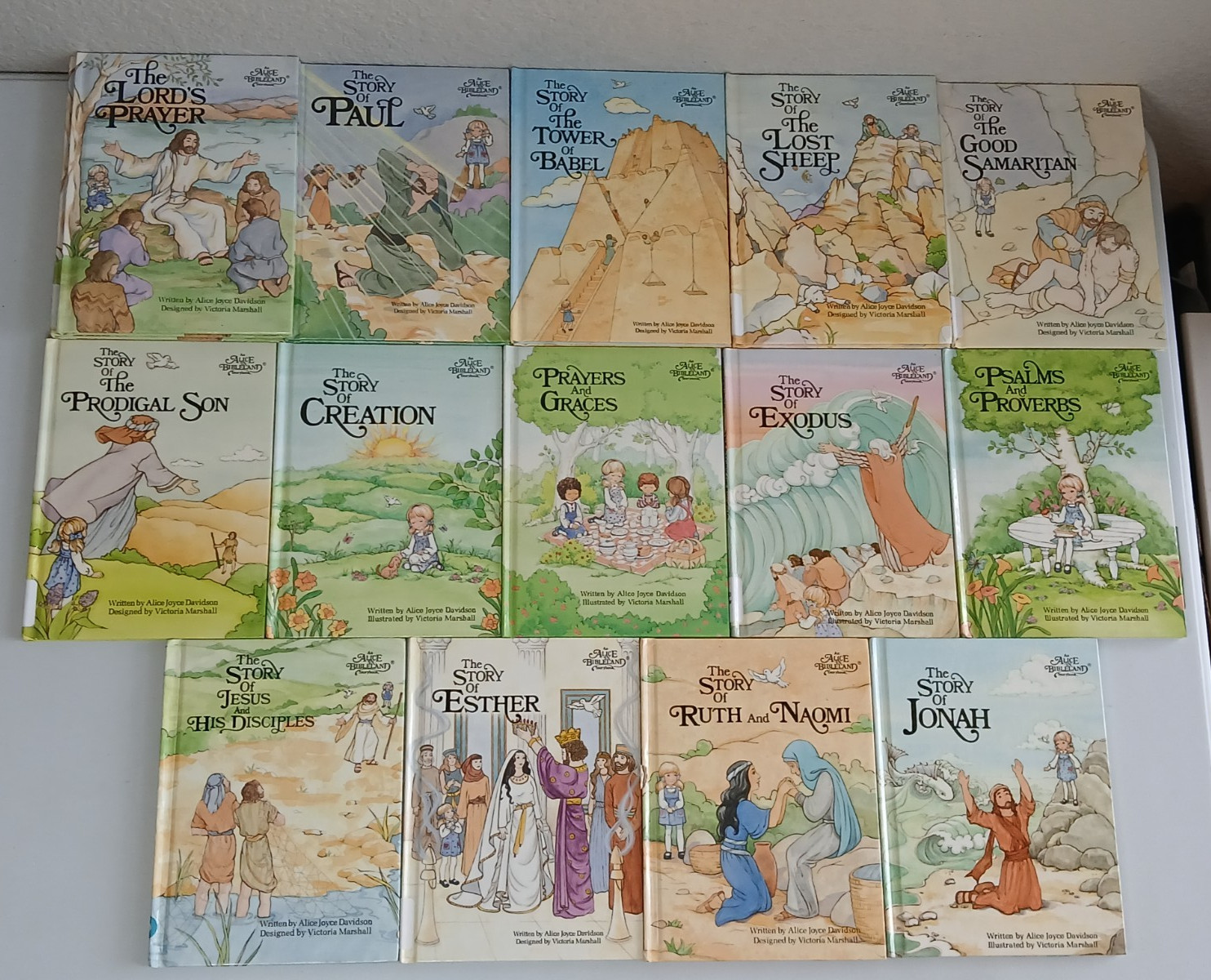 Davidson ALICE IN BIBLELAND Series Vintage 1980s HC Kids Book Lot of 14 Titles