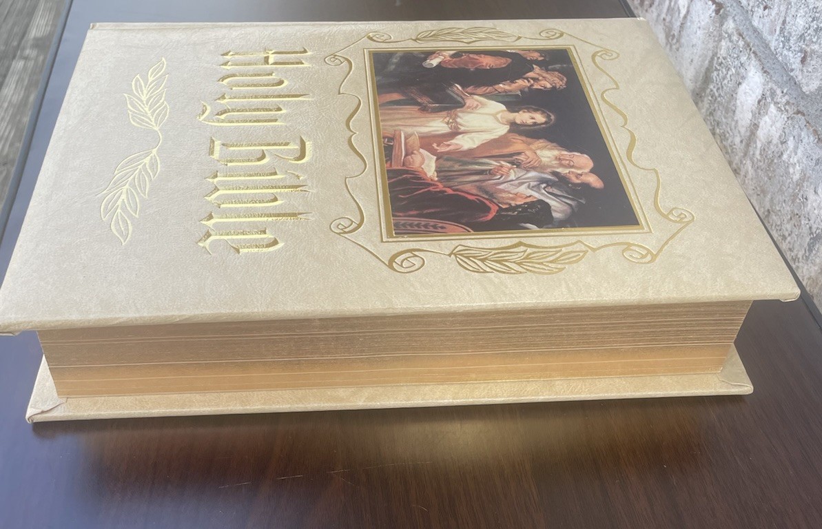 Holy Bible King James Red Letter Edition Illustrated Very Large Weighs 5lbs8oz