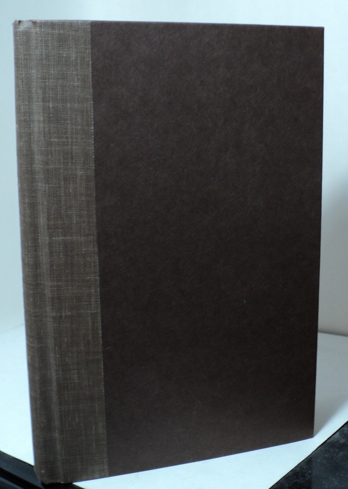 Collected Books – The Guide to Values by Allen and Patricia Ahearn – 1991