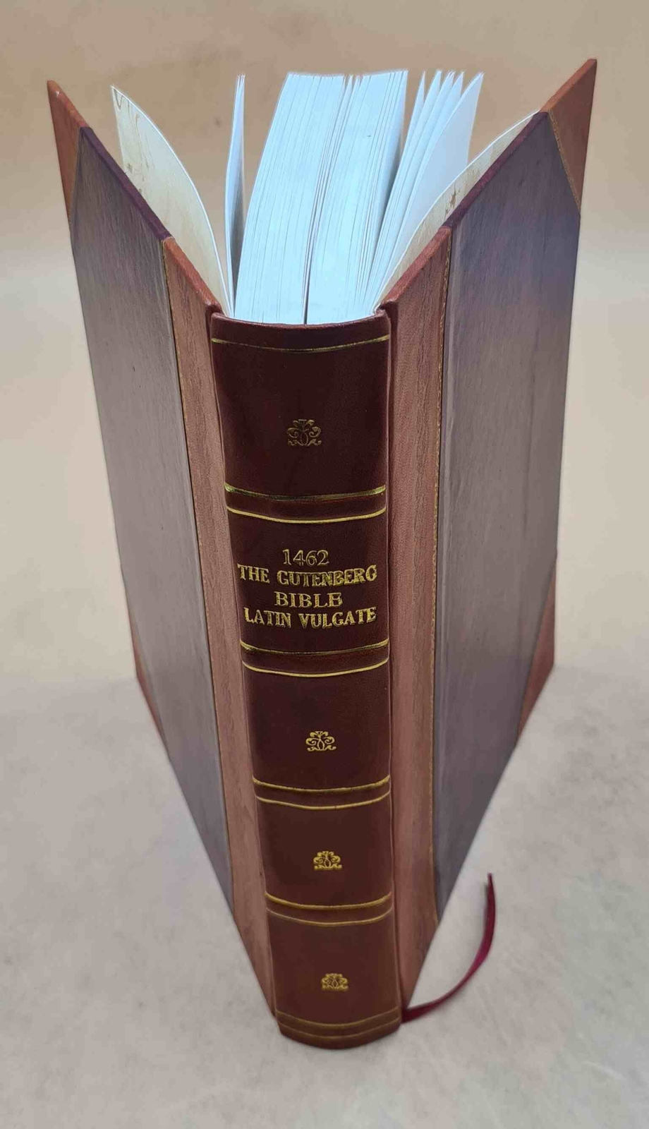 1462 The Gutenberg Bible Latin Vulgate [LEATHER BOUND]