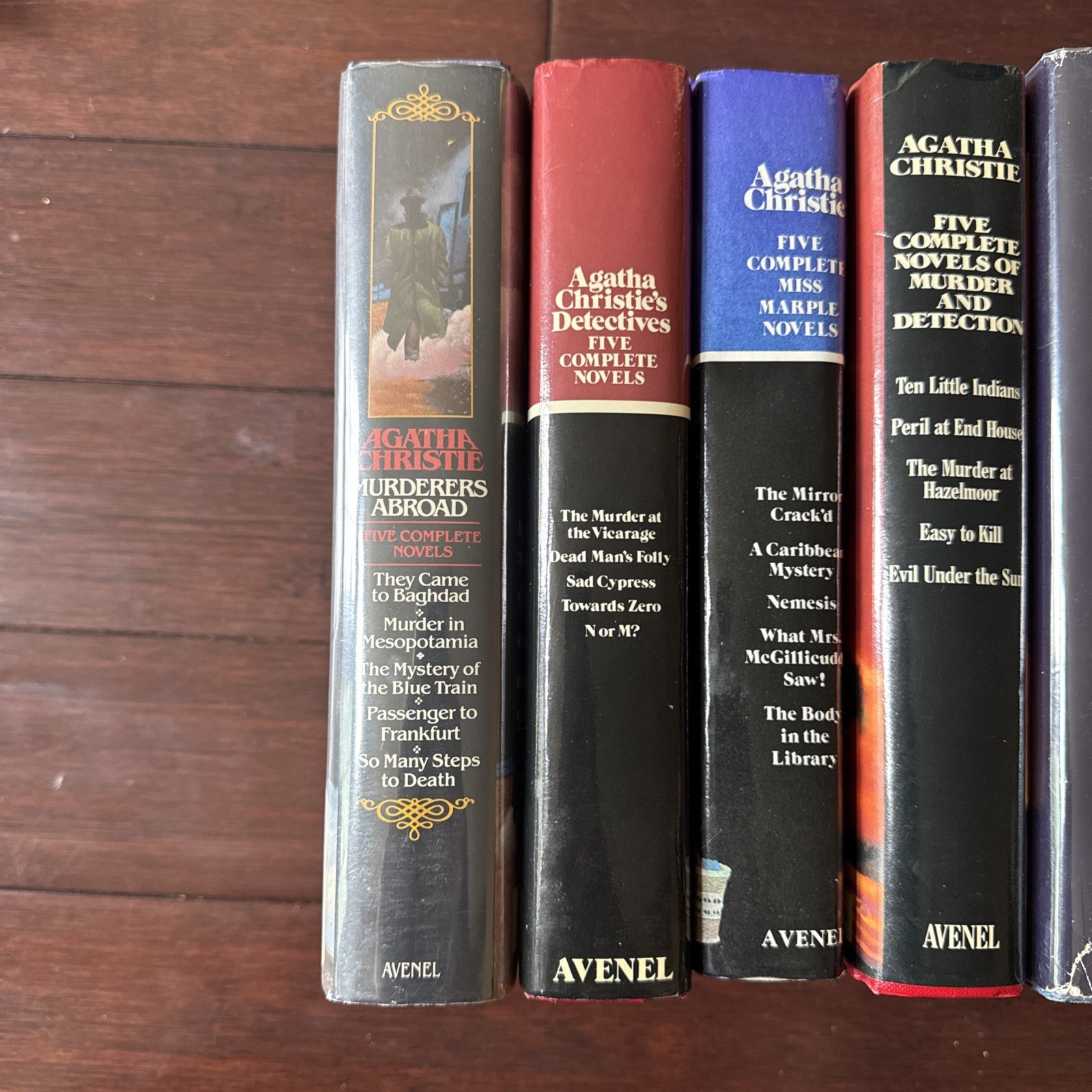 25 Agatha Christie Novels In 6 Volumes – 6 HCDJ Books – Marple,Detectives + More