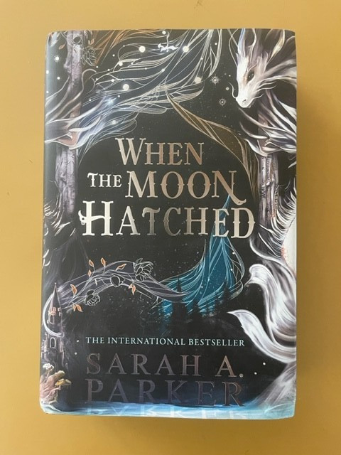 VERY GOOD When The Moon Hatched by Sarah A. Parker, SKU 1822