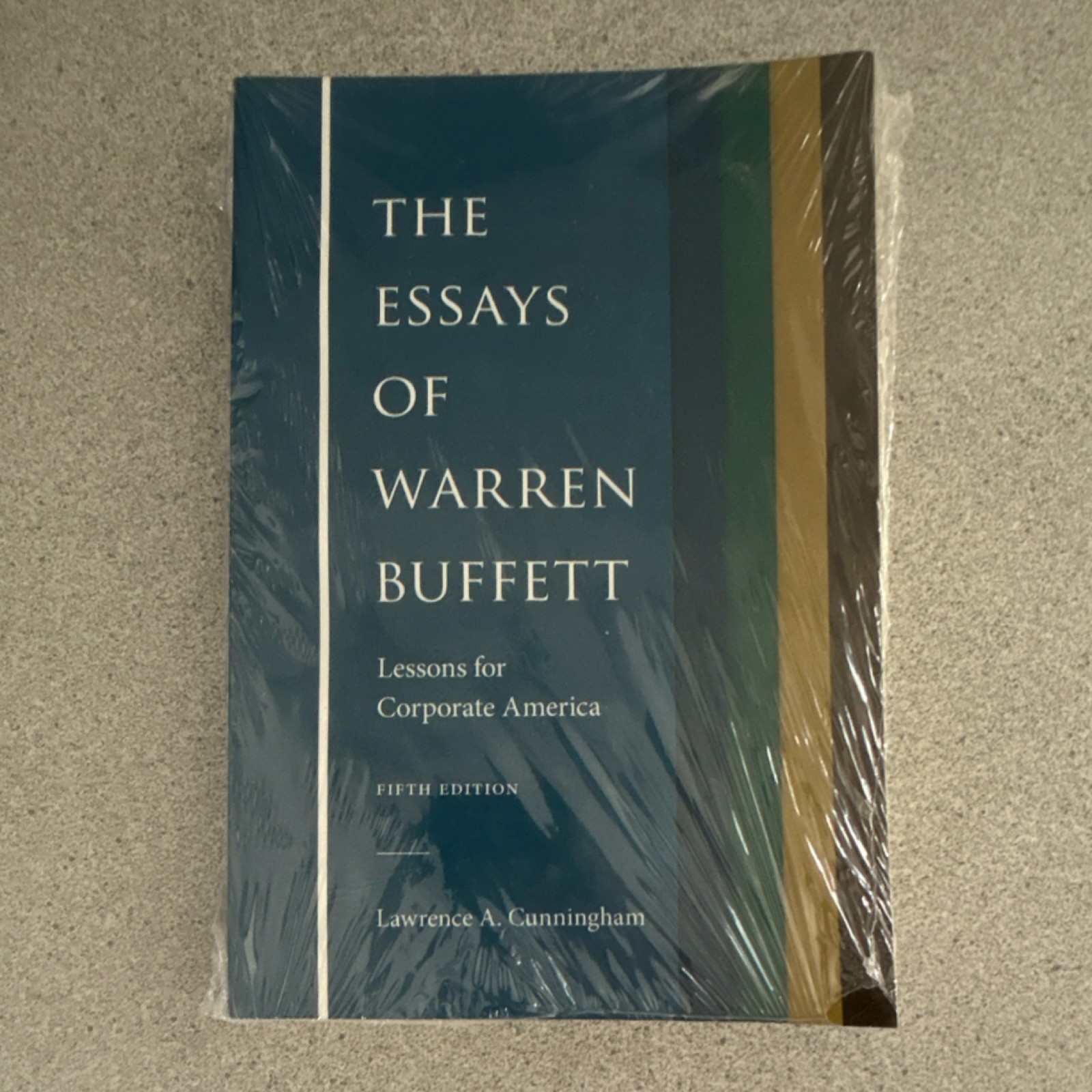 Essays of Warren Buffett: Lessons for Corporate America 5th Ed (2019, PB)