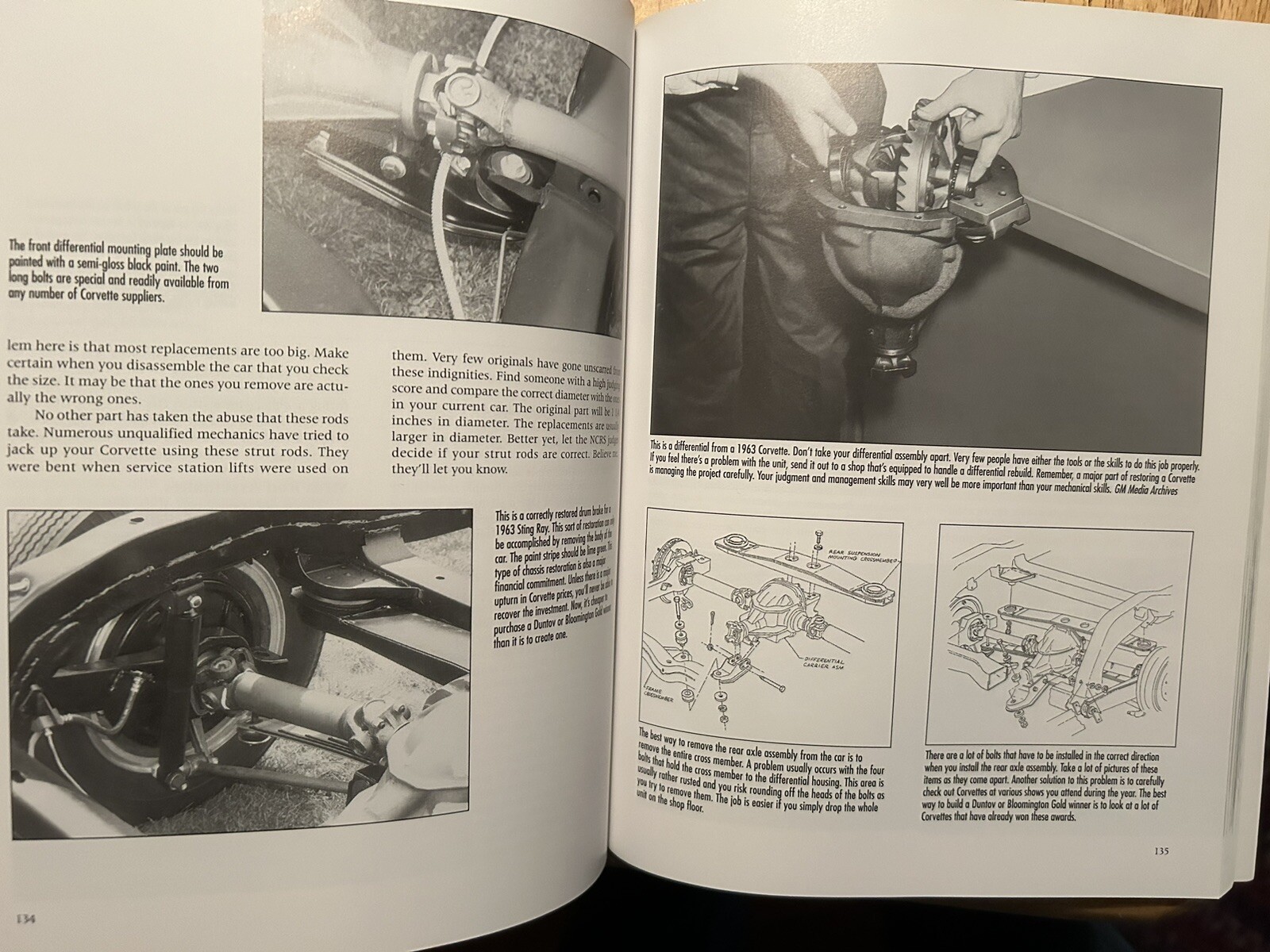 Corvette Restoration Guide 1963-1967 Richard Newton Sting Ray 327 396 427 FI C2