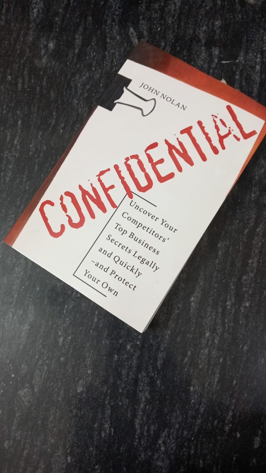 CONFIDENTIAL WRITTEN BY JOHN NOLAN ENGLISH PAPERBACK FREE SHIPPING (USA ITEM)
