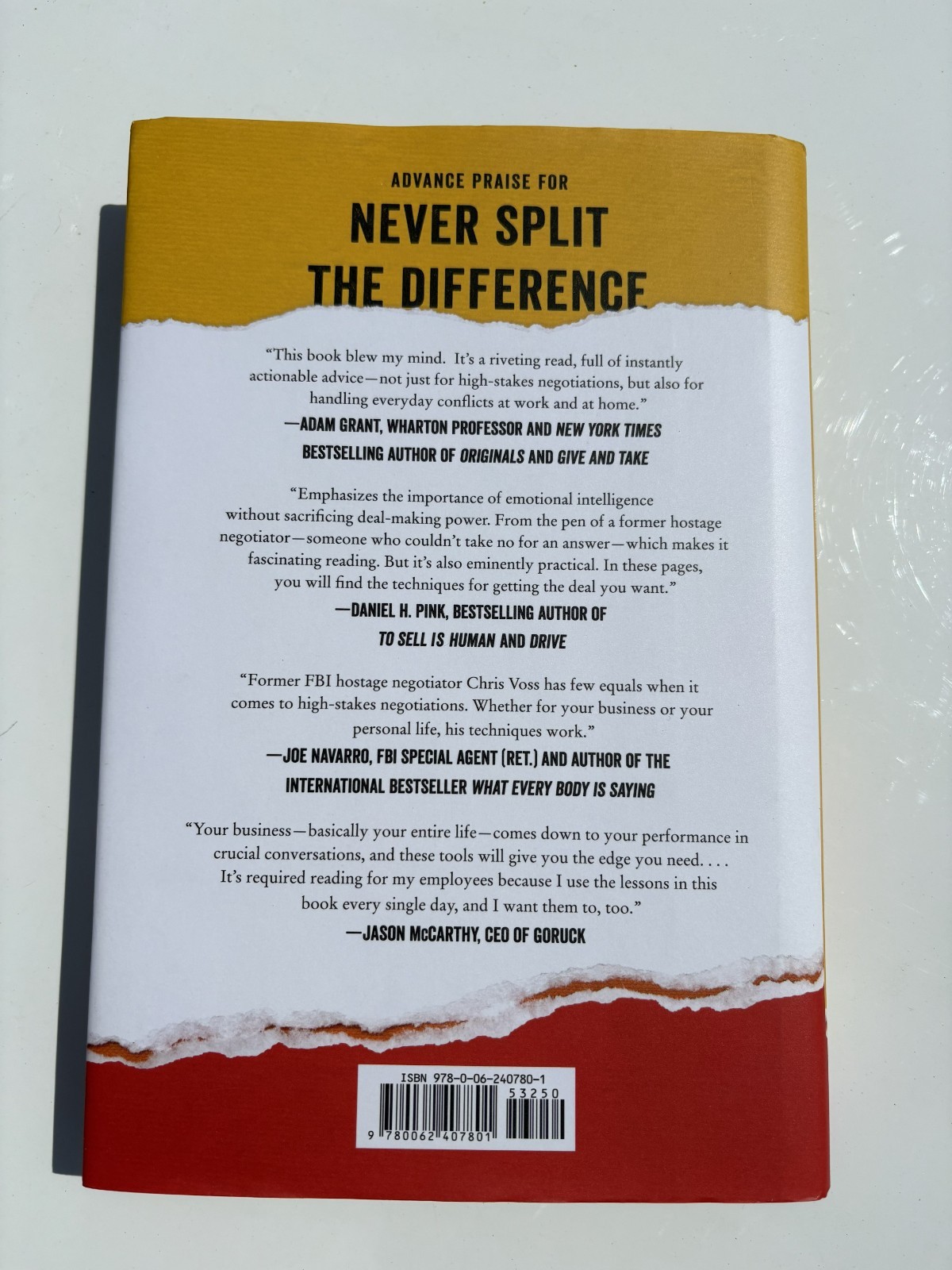 Never Split the Difference : Negotiating As If Your Life Depended by Chris Voss