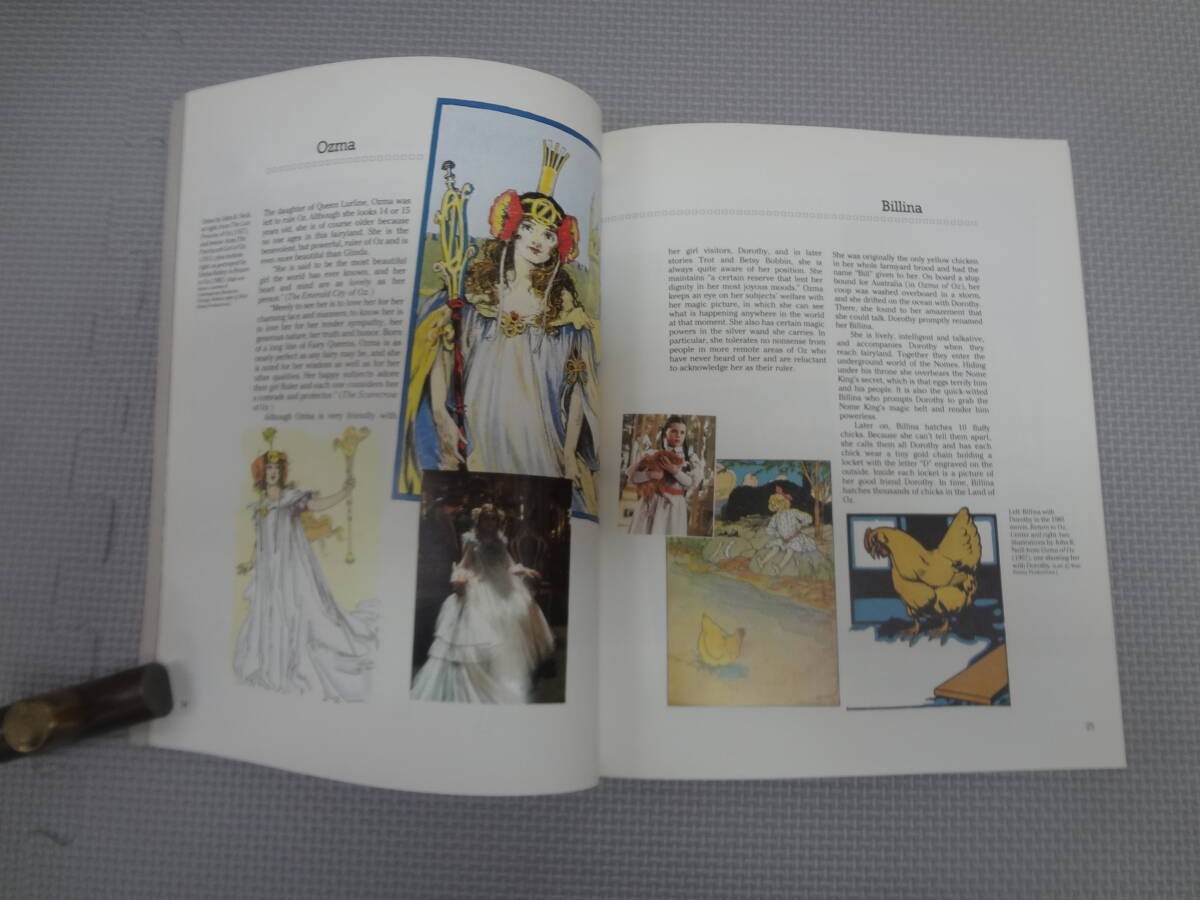 E2-F11The World Of Oz Wizard Catalog Foreign Books