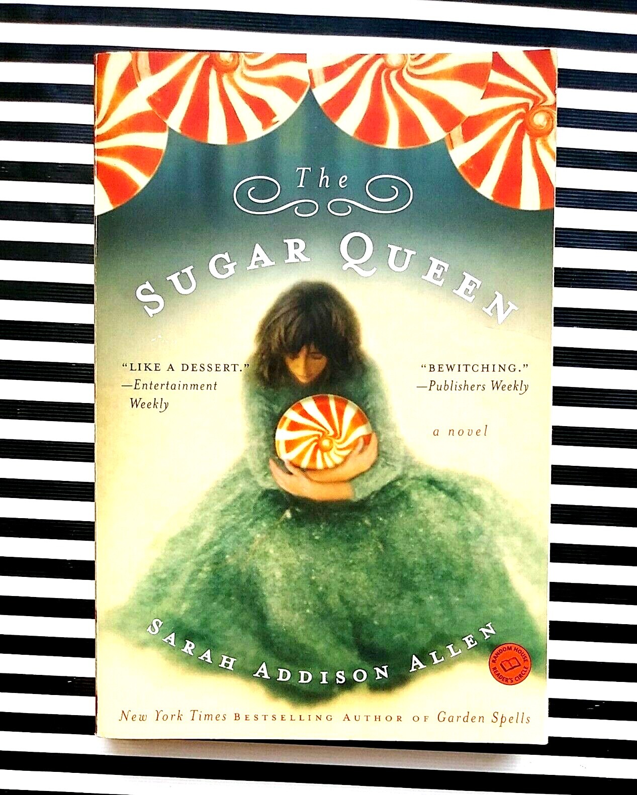The Sugar Queen : A Novel by Sarah Addison Allen (2009 Paperback)