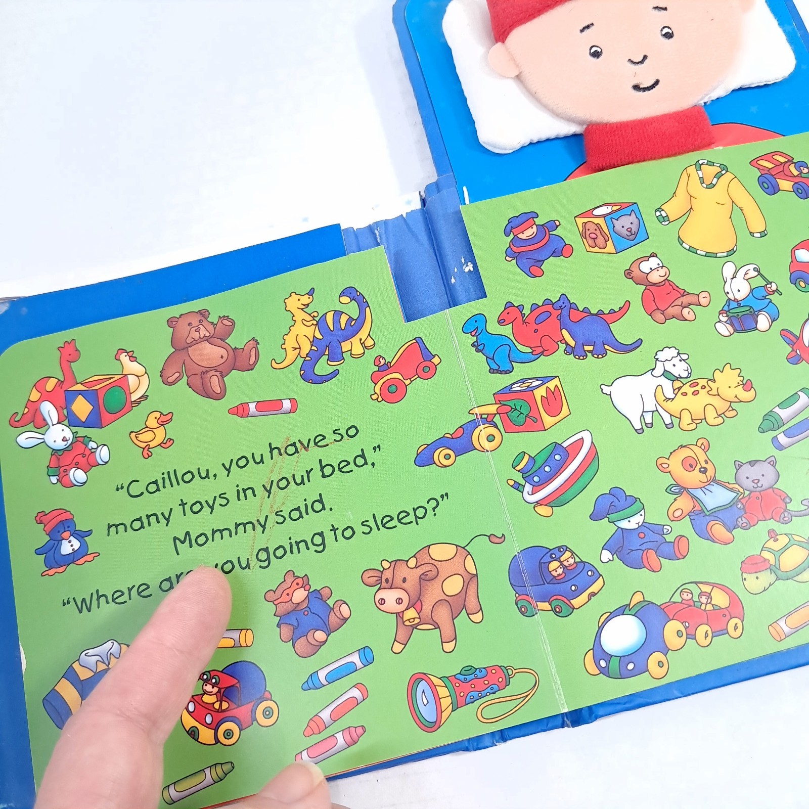 Caillou: My Little Bed Count from 1 to 10 book Chouette 2012 bedtime learning