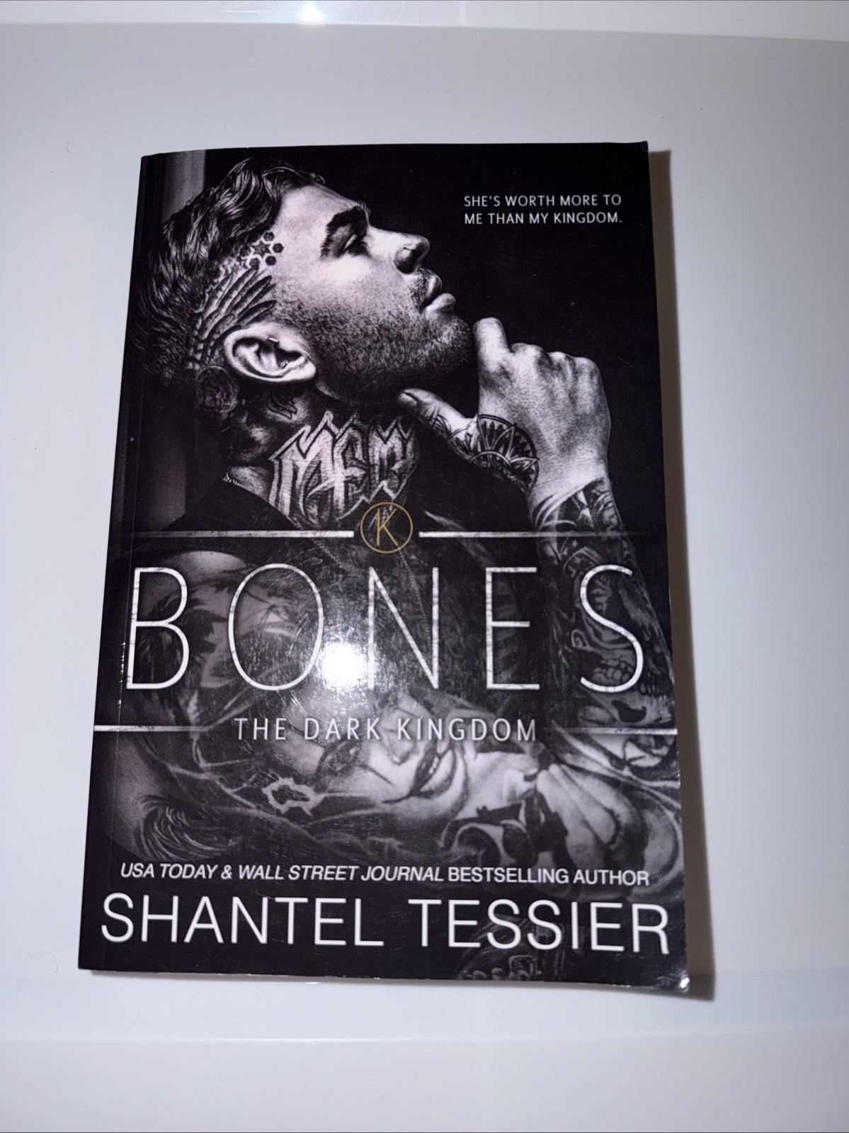 Bones (The Dark Kingdom) – paperback Tessier, Shantel