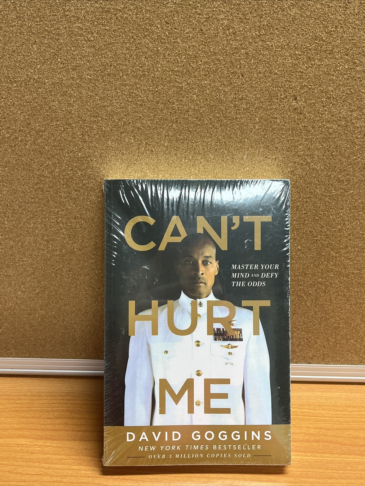 Can’t Hurt Me : Master Your Mind and Defy the Odds by David Goggins (2018, Trade