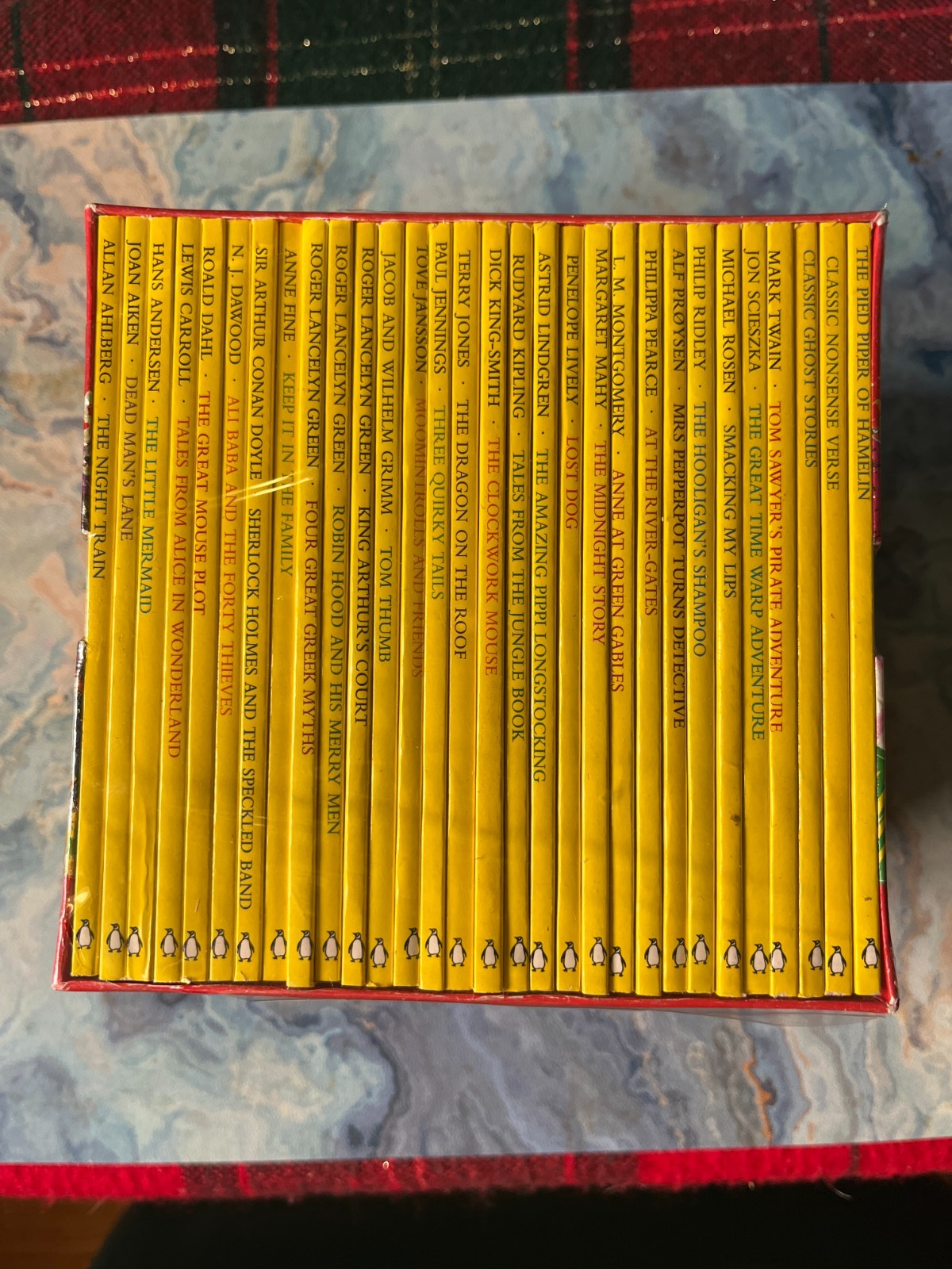 Penguin Children’s 60s Gift Set of (30). NEW Seal compromised. See desc. *Bonus