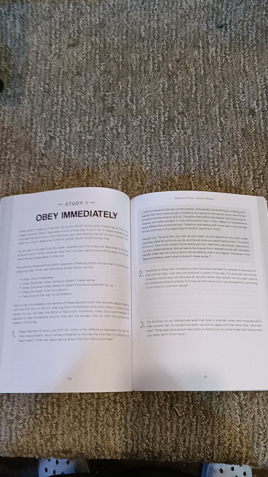 The Awe of God by John Bevere Bible Study Guide (2023) [VG]