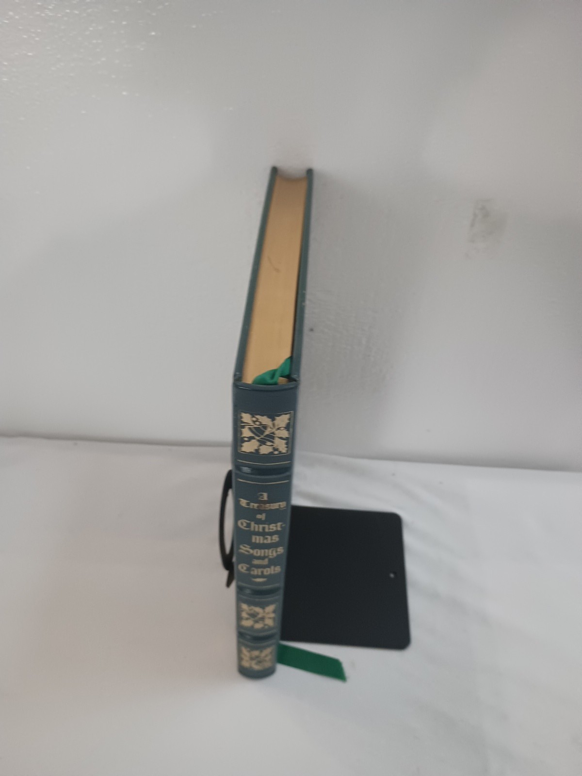 Easton Press A Treasury of Christmas Stories and Poems Free Shipping