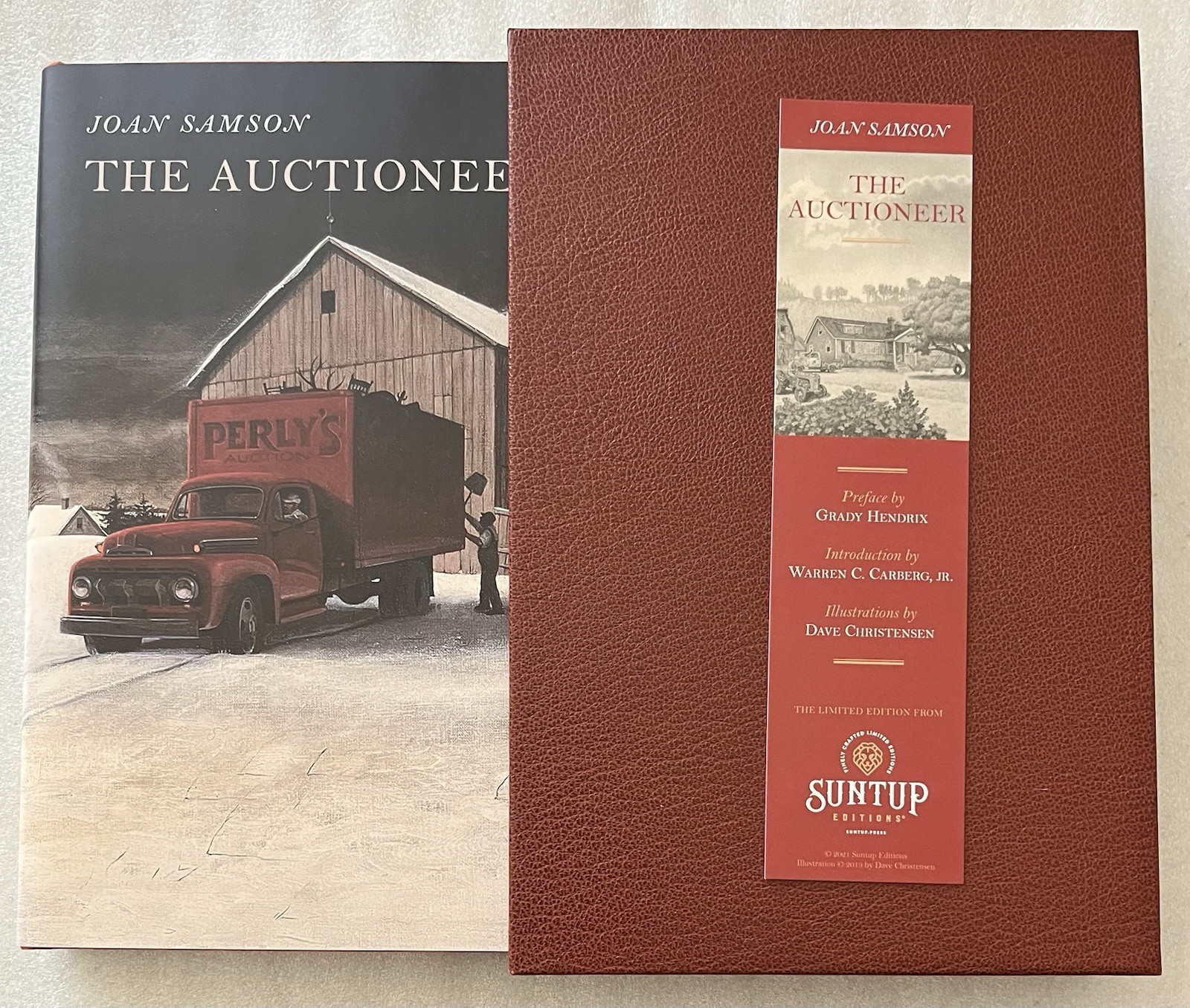 Suntup Auctioneer – Samson, Joan (HC, Artist Gift Edt. Slipcase) NEW w Bookmark