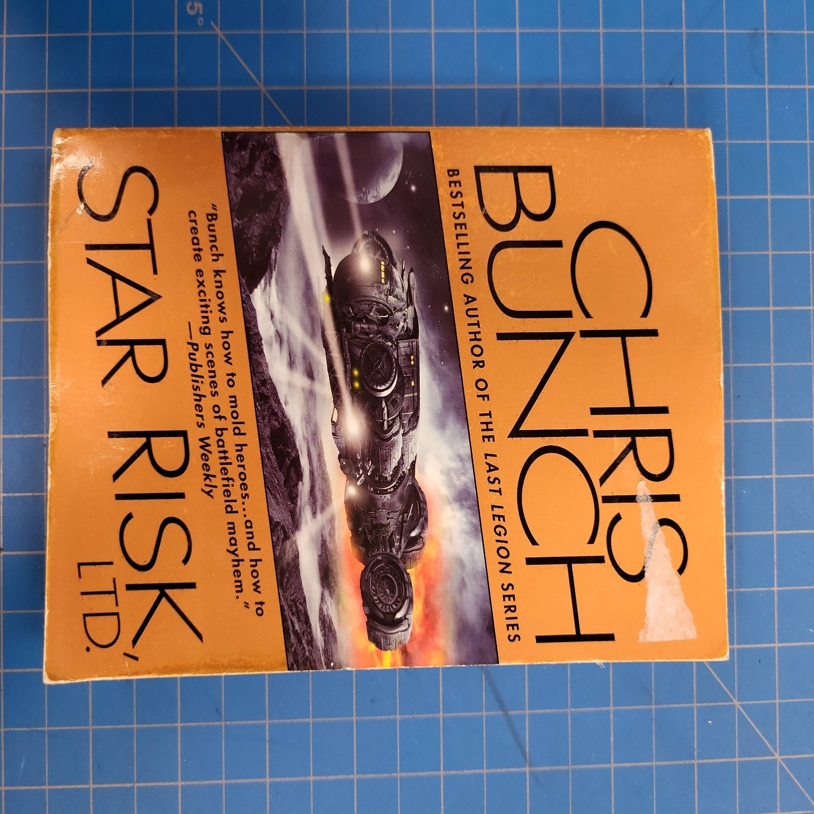 Sci-Fi Paperback Lot 4 Books Armor John Steakley Portal Eric Flint Shatner Bunch