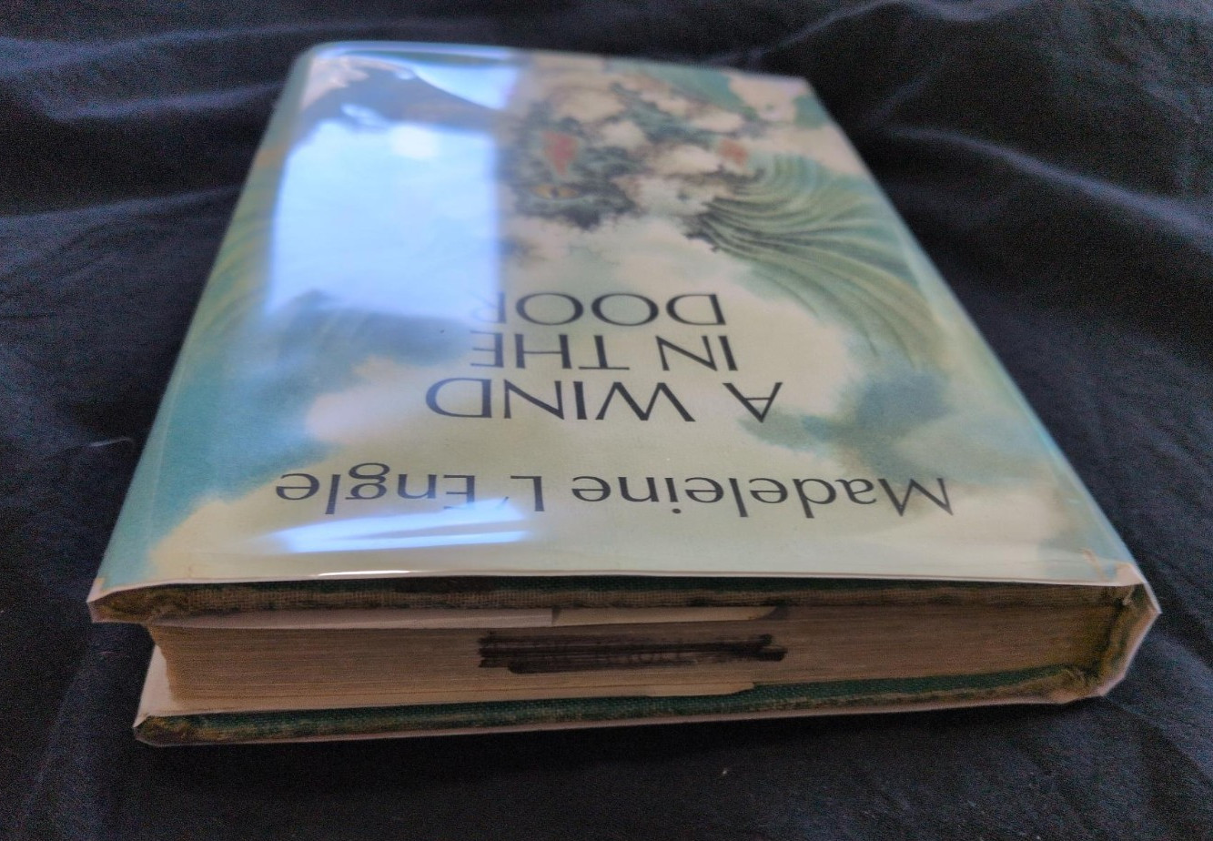 A Wind In The Door Madeleine L’engle First Edition First Printing