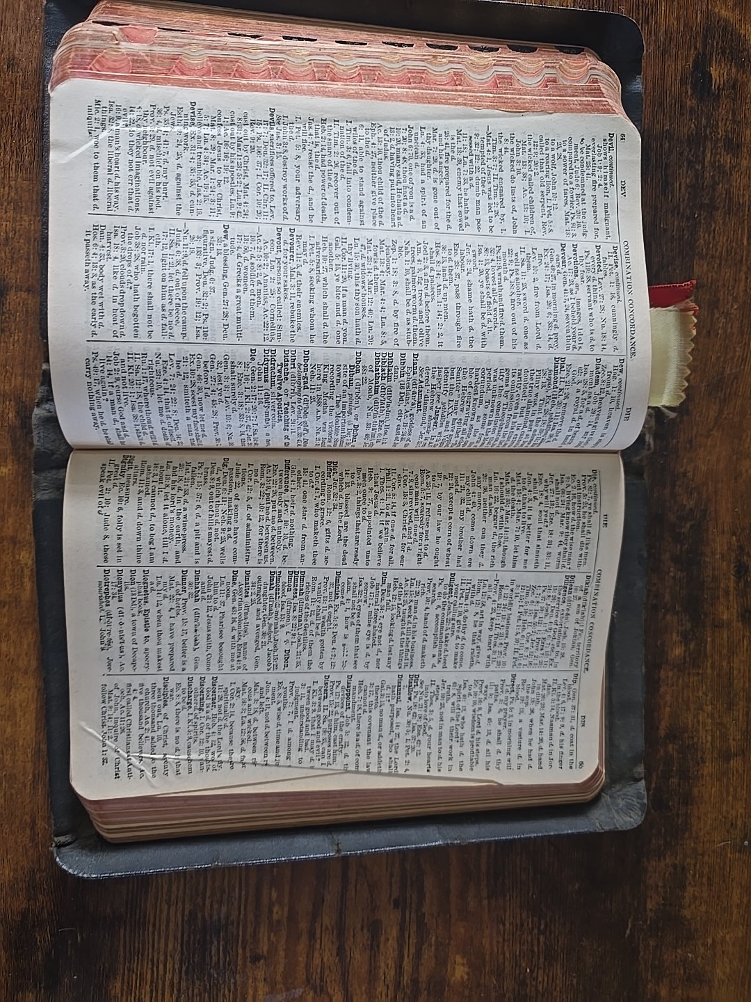 Holy Bible Self Pronouncing With the Words of Christ Printed in Red vintage