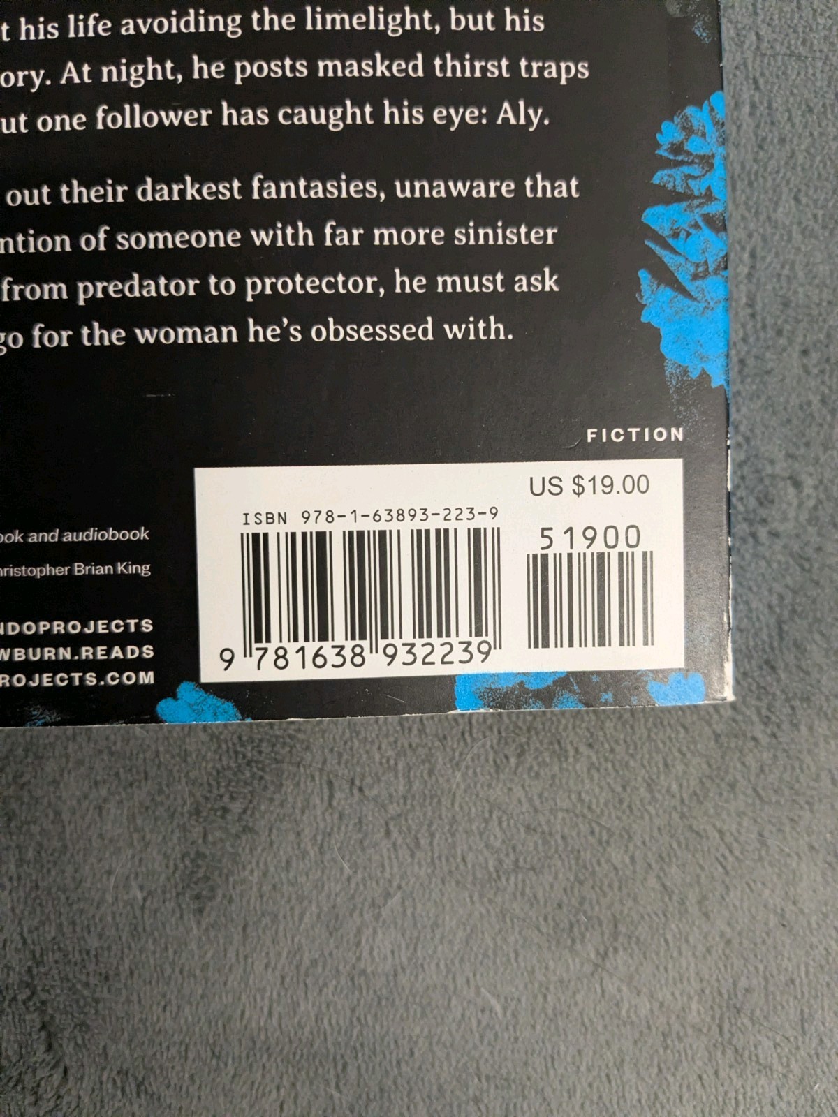 Lights Out by Navessa Allen Paperback