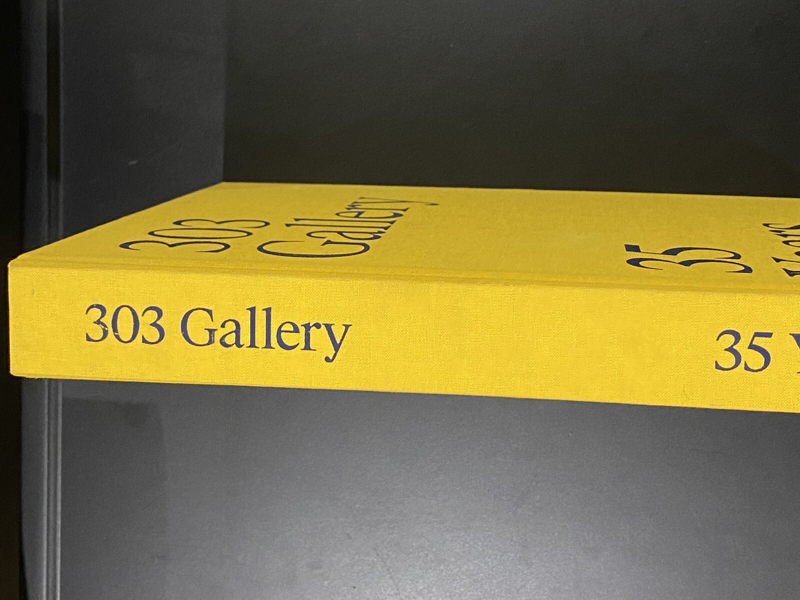 303 Gallery : 35 Years by N.Y.) Staff 303 Gallery (New York (Hardcover)