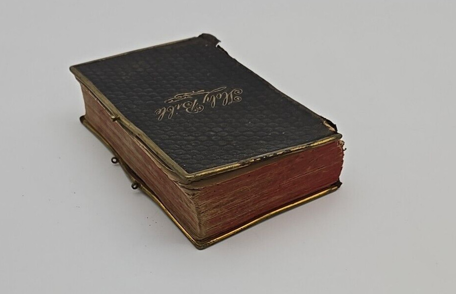 Holy Bible Antique Pocket Size King James 3.5 x 5.5 in. Eyre and Spottiswoode