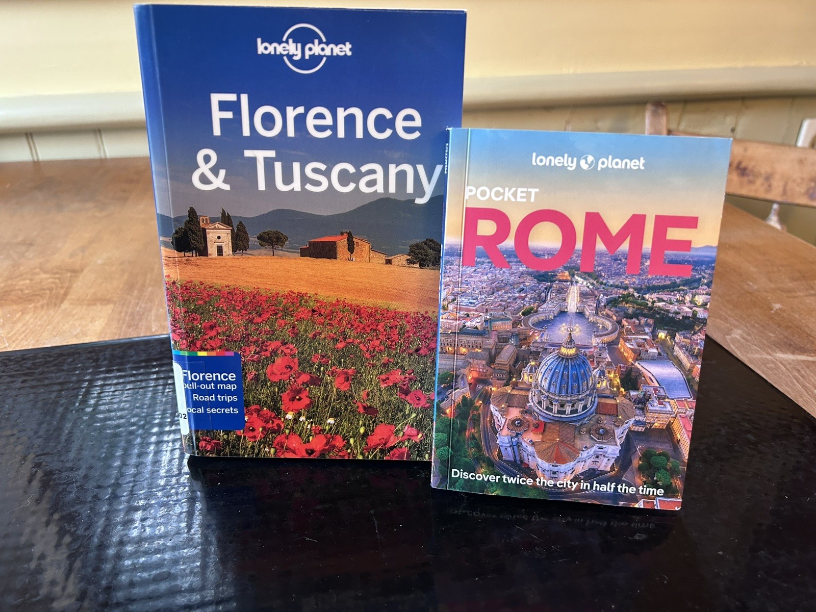 Lonely Planet Travel Guide Lot ROME + FLORENCE & TUSCANY Like New! Great Price!