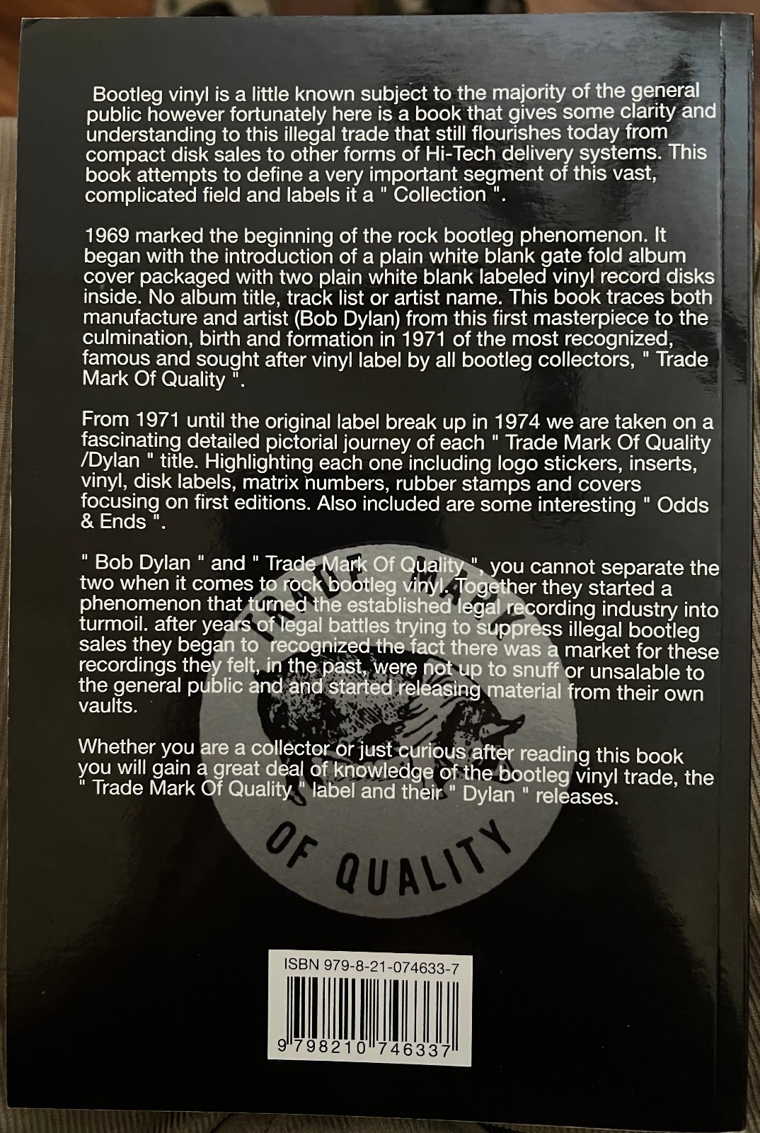 Book 6×9 132 page Illustrated picture book detailed guide Bob Dylan TMOQ/TMQ
