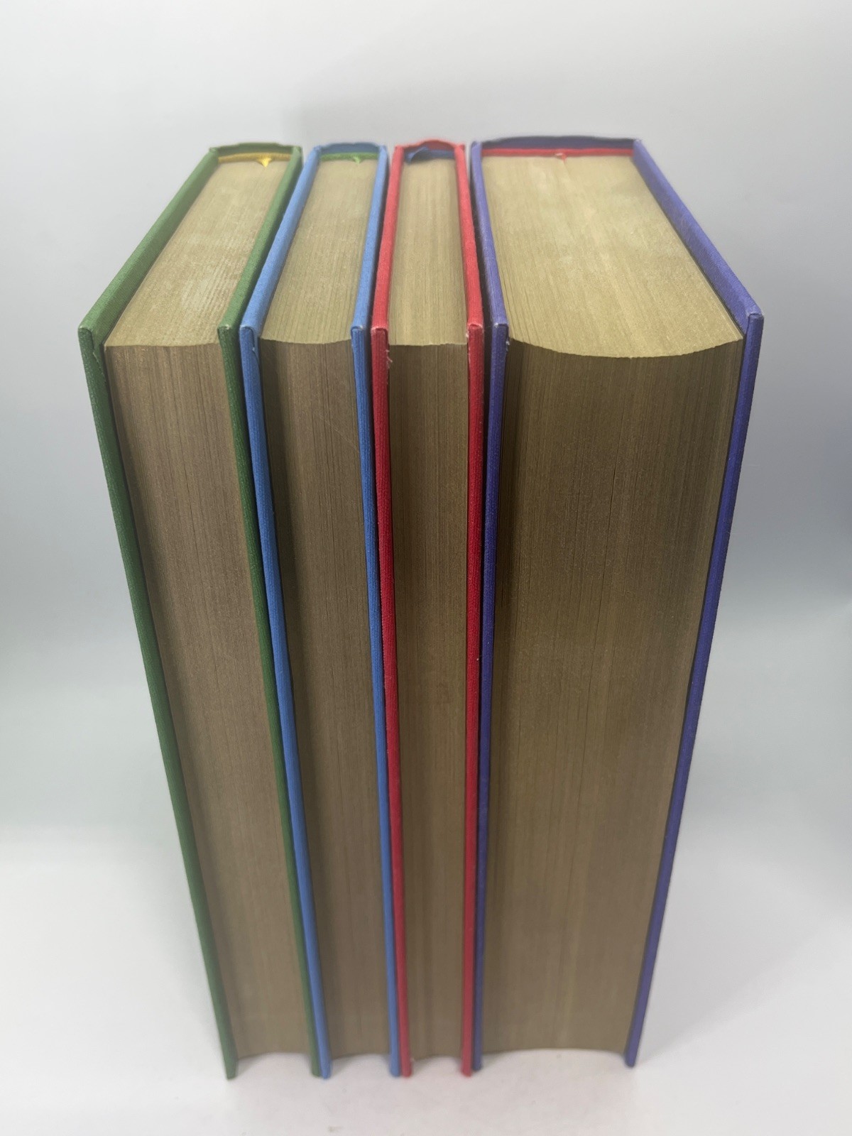 Harry Potter Gift Set Deluxe Signature Edition w Slipcase – Books 1-4 [Hardco…