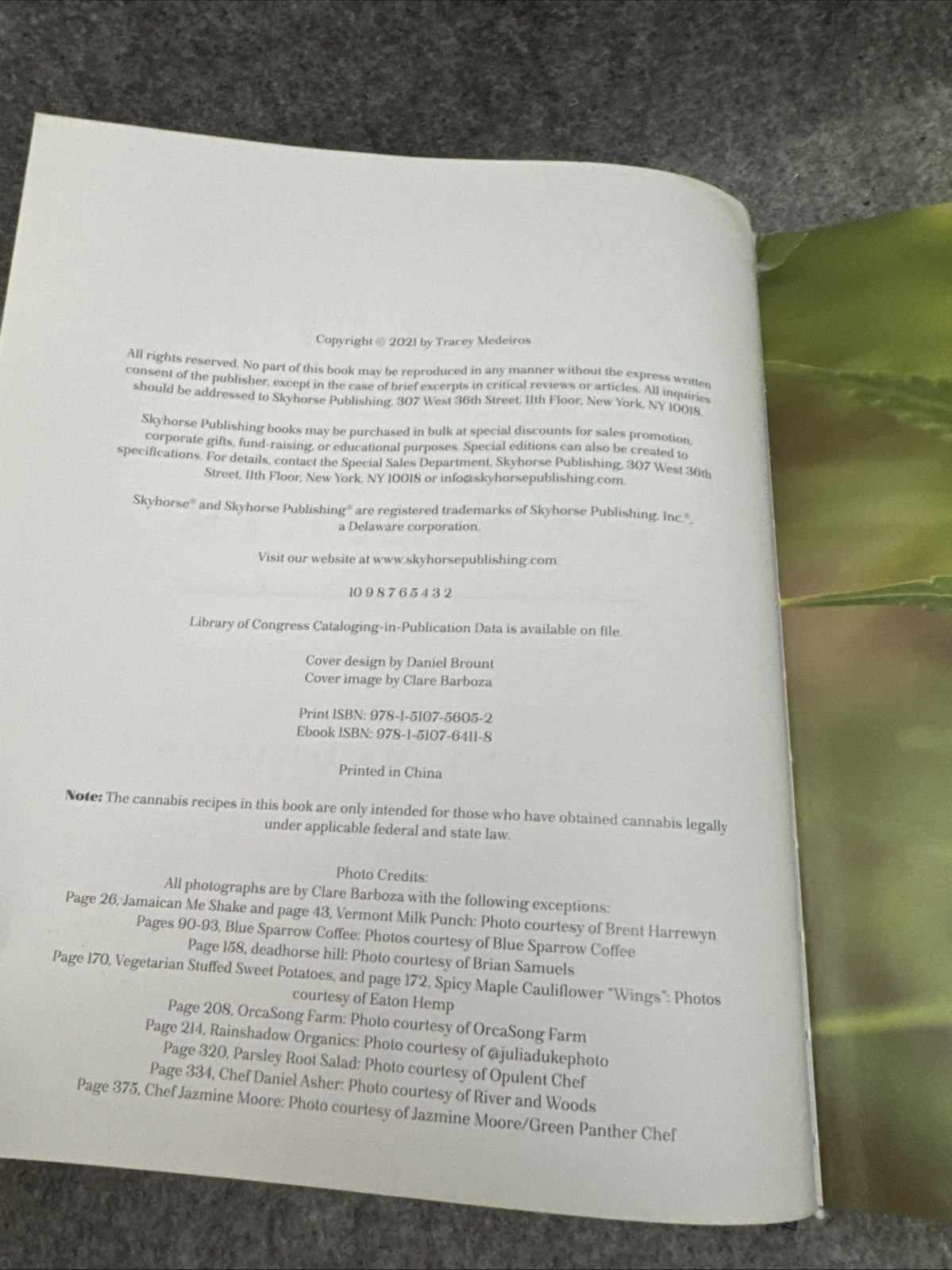 Art of Cooking with Cannabis : CBD and THC-Infused Recipes from Across…