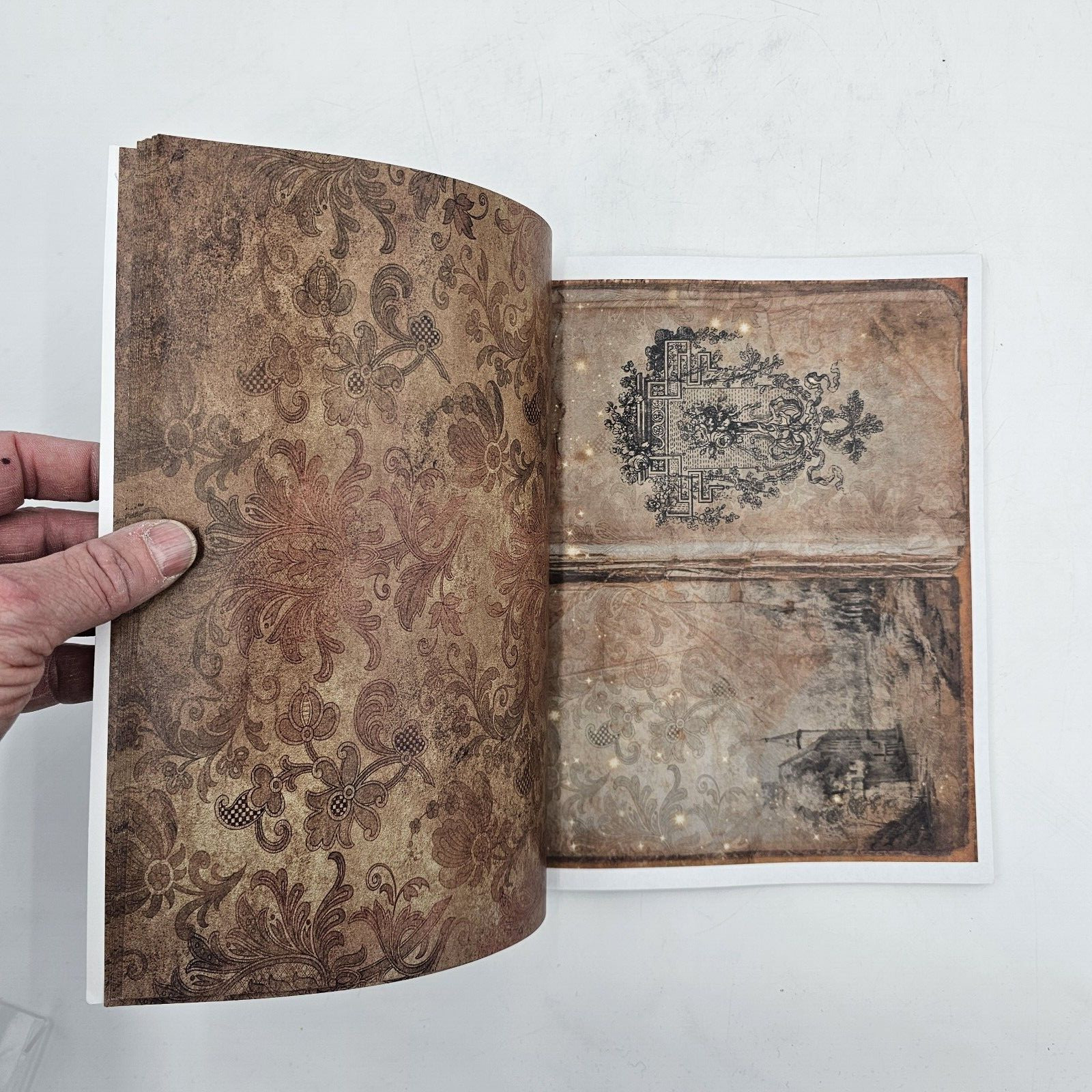Medieval Junk Journal Pages: 44 Pages Illuminated Renai… by Operation Reprint