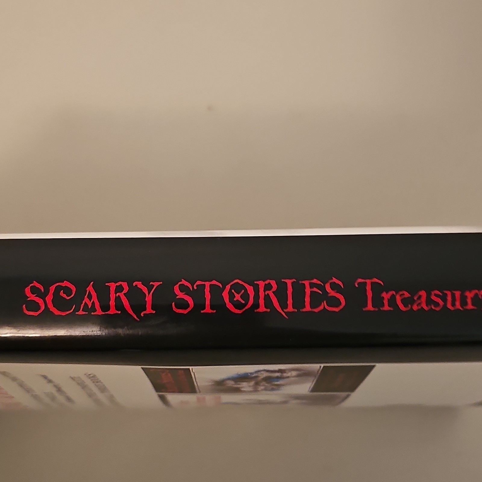Alvin Schwartz Scary Stories Treasury Hardcover Horror Illustrated Gammell