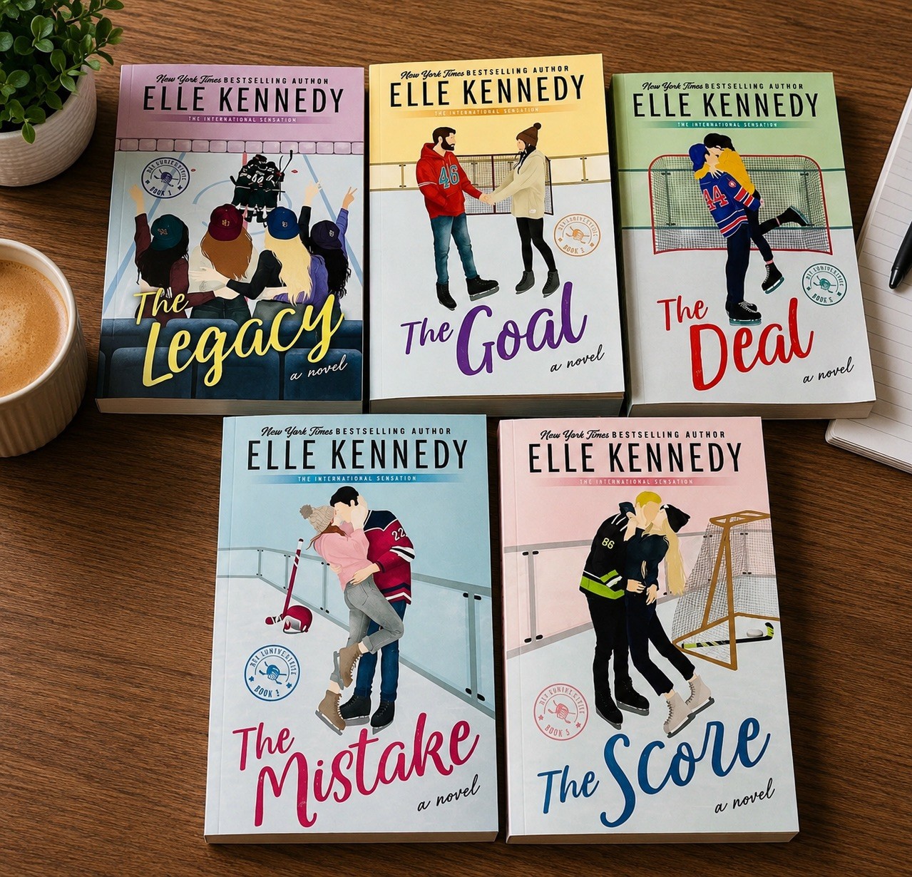 Elle Kennedy Off-Campus Series 5-Book Set: Deal, Mistake, Score, Goal, & Legacy
