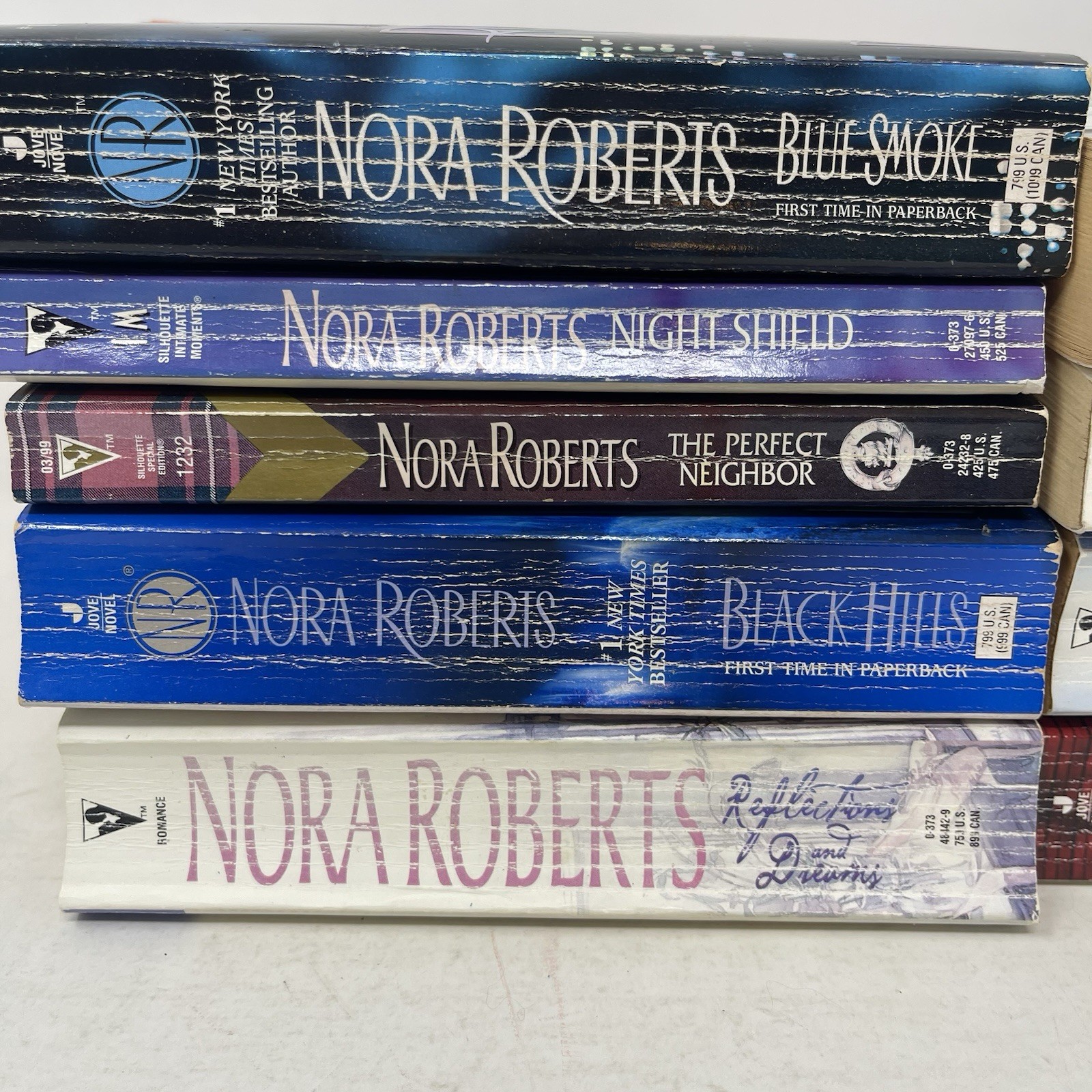 Lot of 10 Nora Roberts Paperback Romance Novels Random Mix Series Standalone