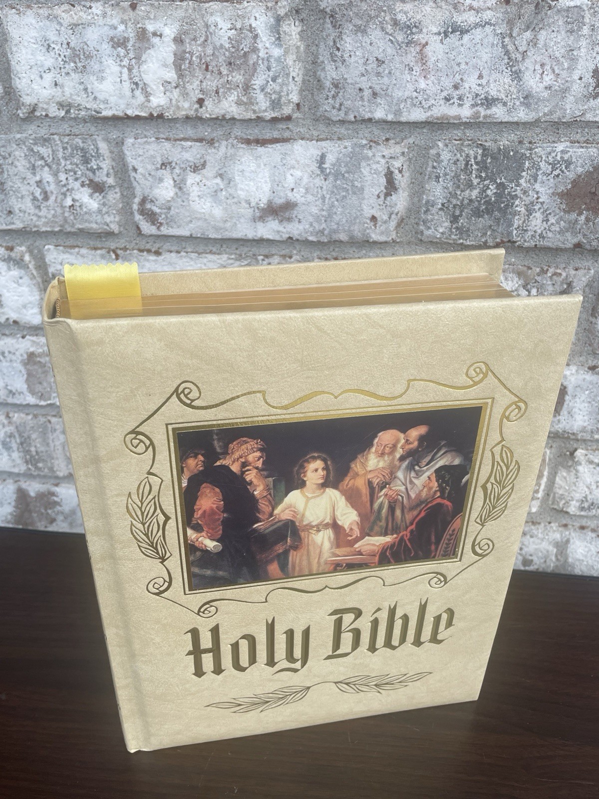 Holy Bible King James Red Letter Edition Illustrated Very Large Weighs 5lbs8oz