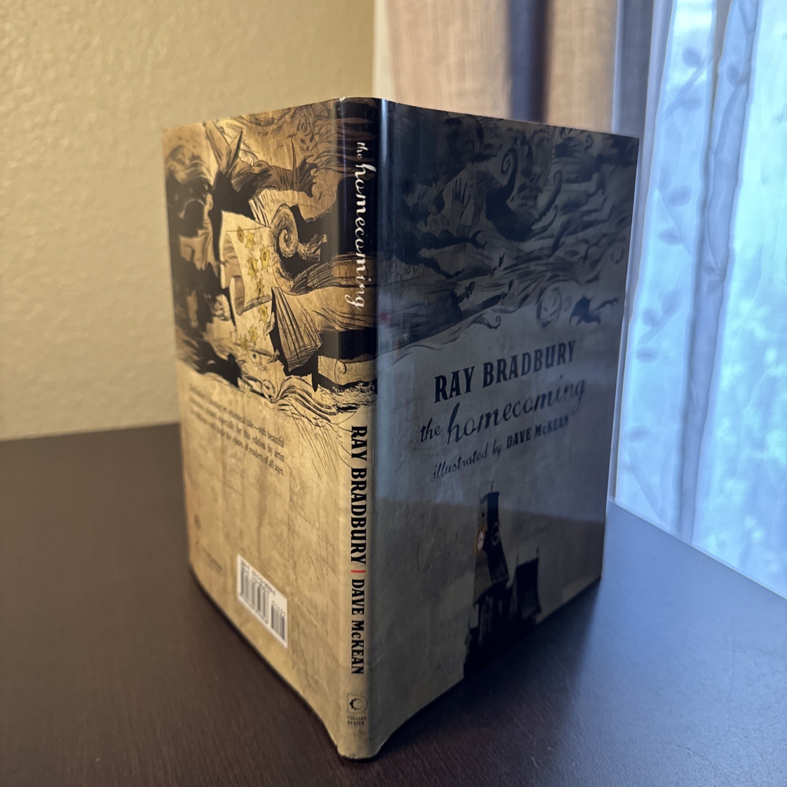 The Homecoming | by Ray Bradbury | Illustrated by Dave McKean | HC/DJ | First Ed