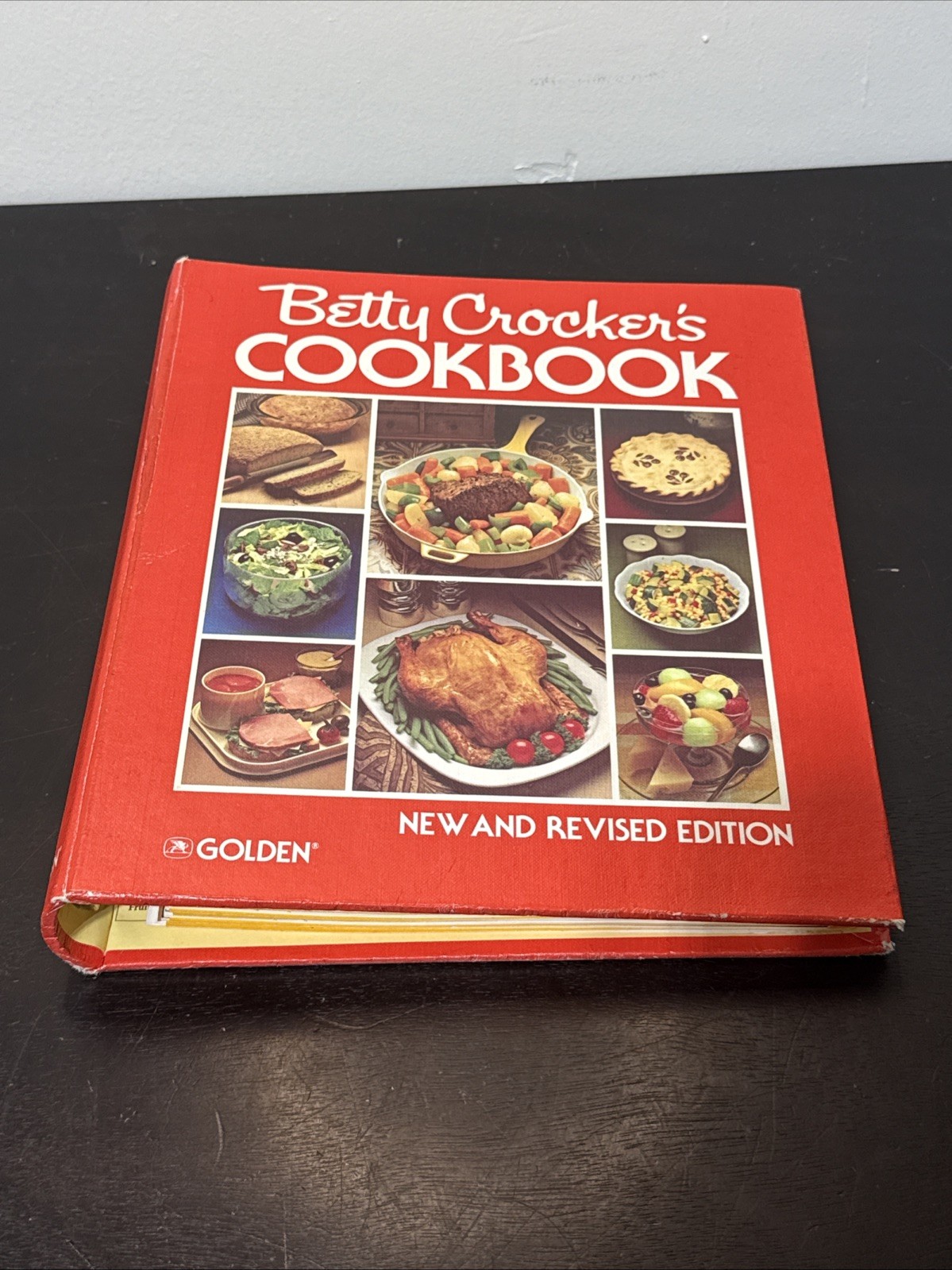 Vintage Betty Crocker’s Cookbook 5 Ring Binder Hardcover 1978 1981 9800