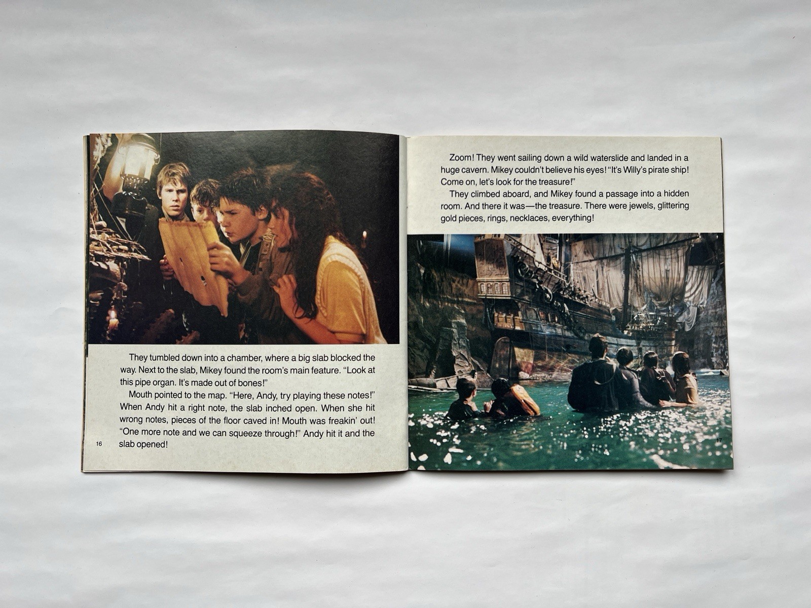 The Story Of The Goonies 169DC Vintage 1985 Warner Bros Read-Along PB Book