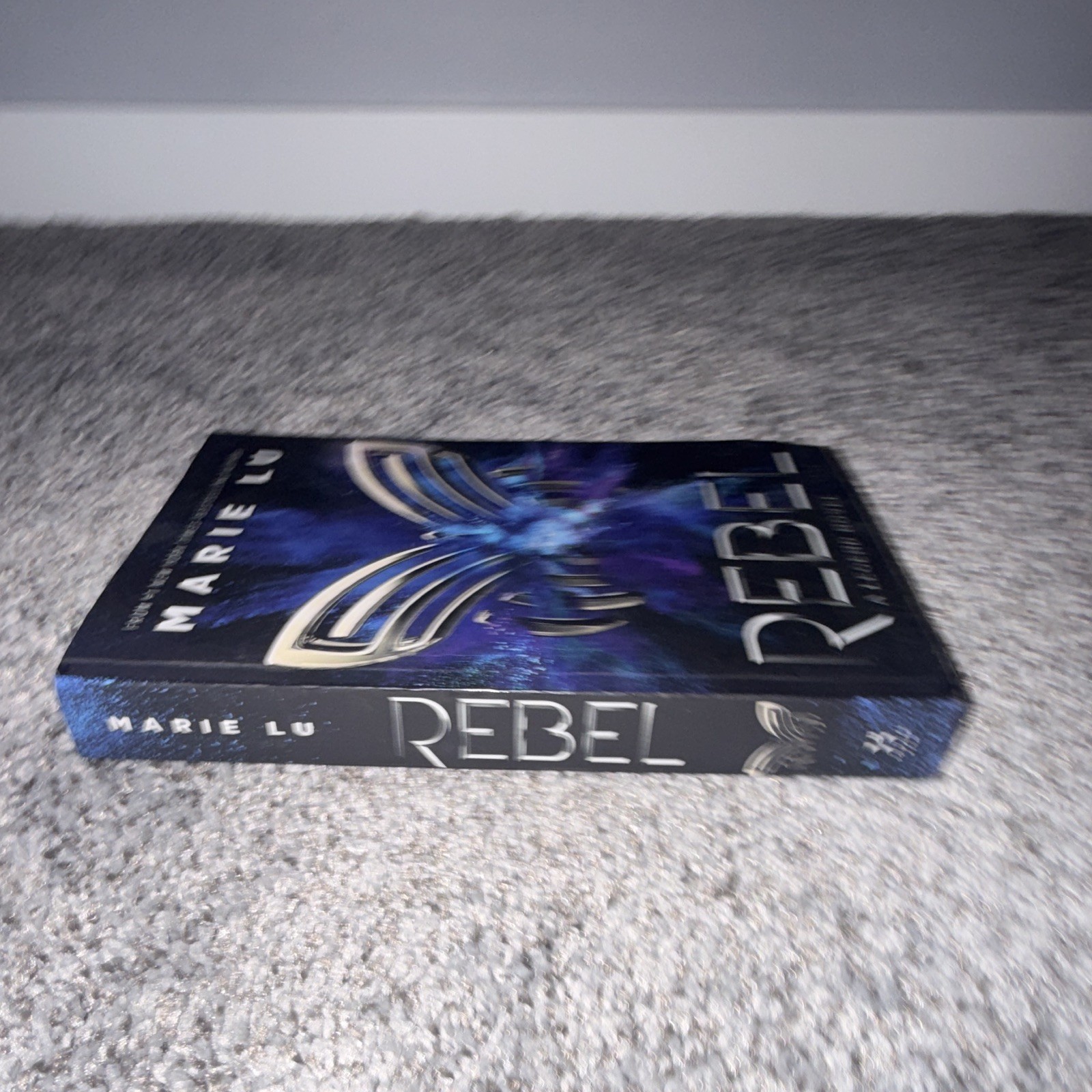 Marie Lu Rebel (Legend Series) Paperback 2019 YA Dystopian Square Fish Bonus