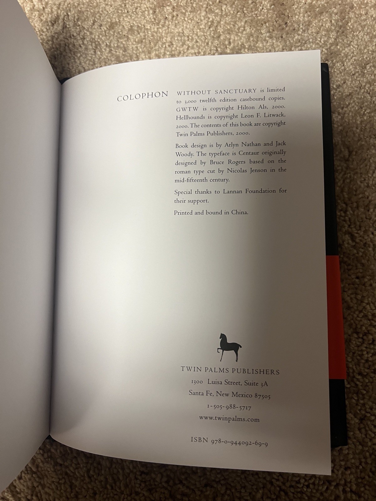 Without Sanctuary: Lynching Photography In America by James Allen (2000) 2nd ed