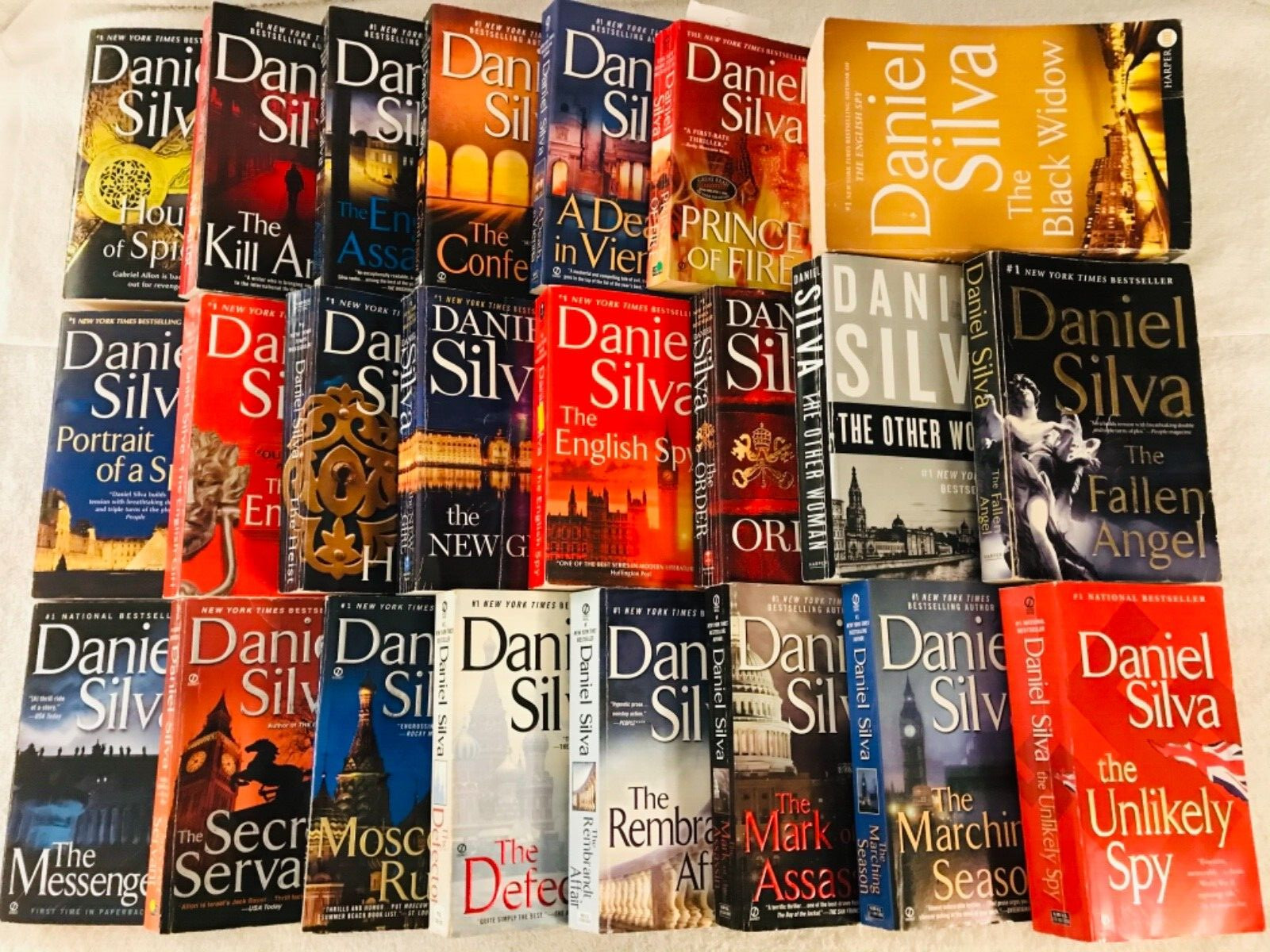 Big Lot 23 Daniel Silva Paperback Book Almost Complete Gabriel Allon #1-20 +3 bk