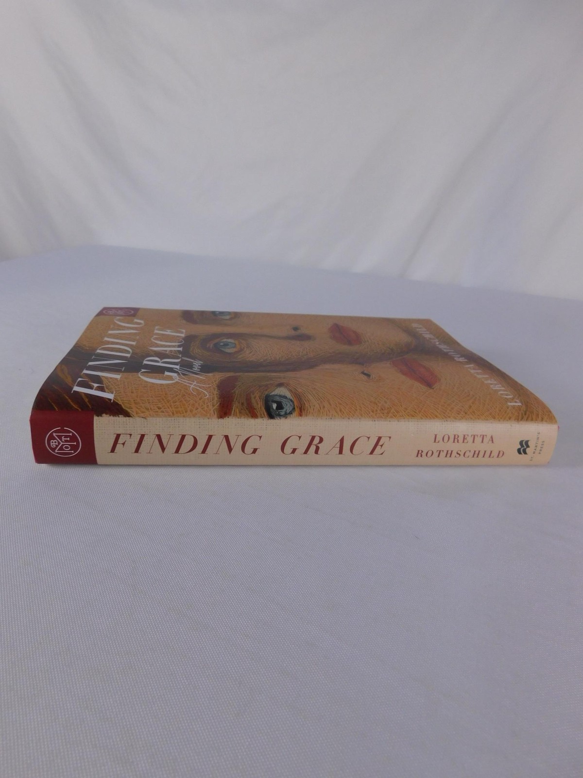 Finding Grace Loretta Rothschild St. Martin’s Press English HC Dust Jacket