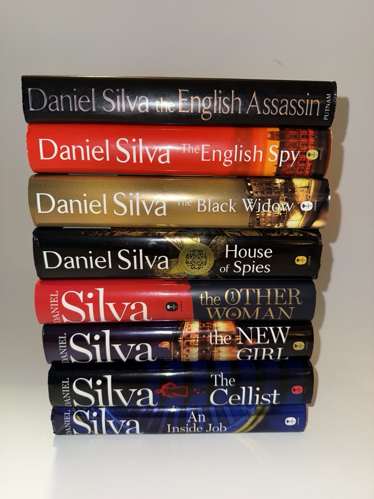 Lot of 21 Gabriel Allon Books by Daniel Silva Spy Series in Mixed Formats